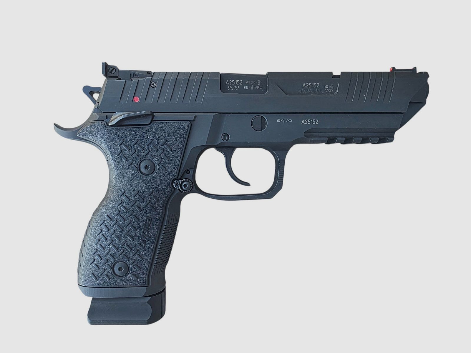Pistole Arex Alpha Kal. 9×19 gebraucht, Bild 1 von 3