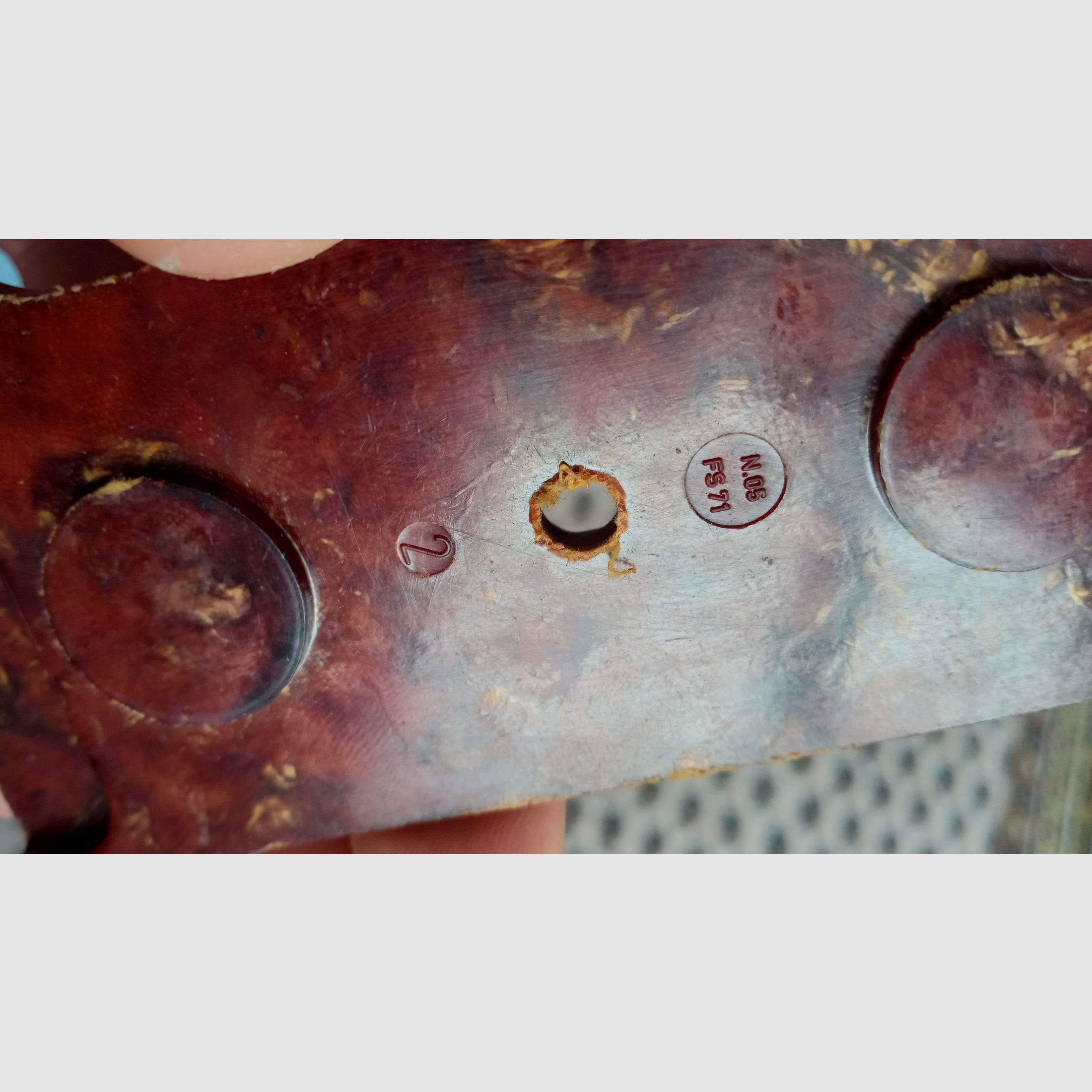 Maniglie posteriori RPG-7 in bakelite del 1971 appartenenti insieme