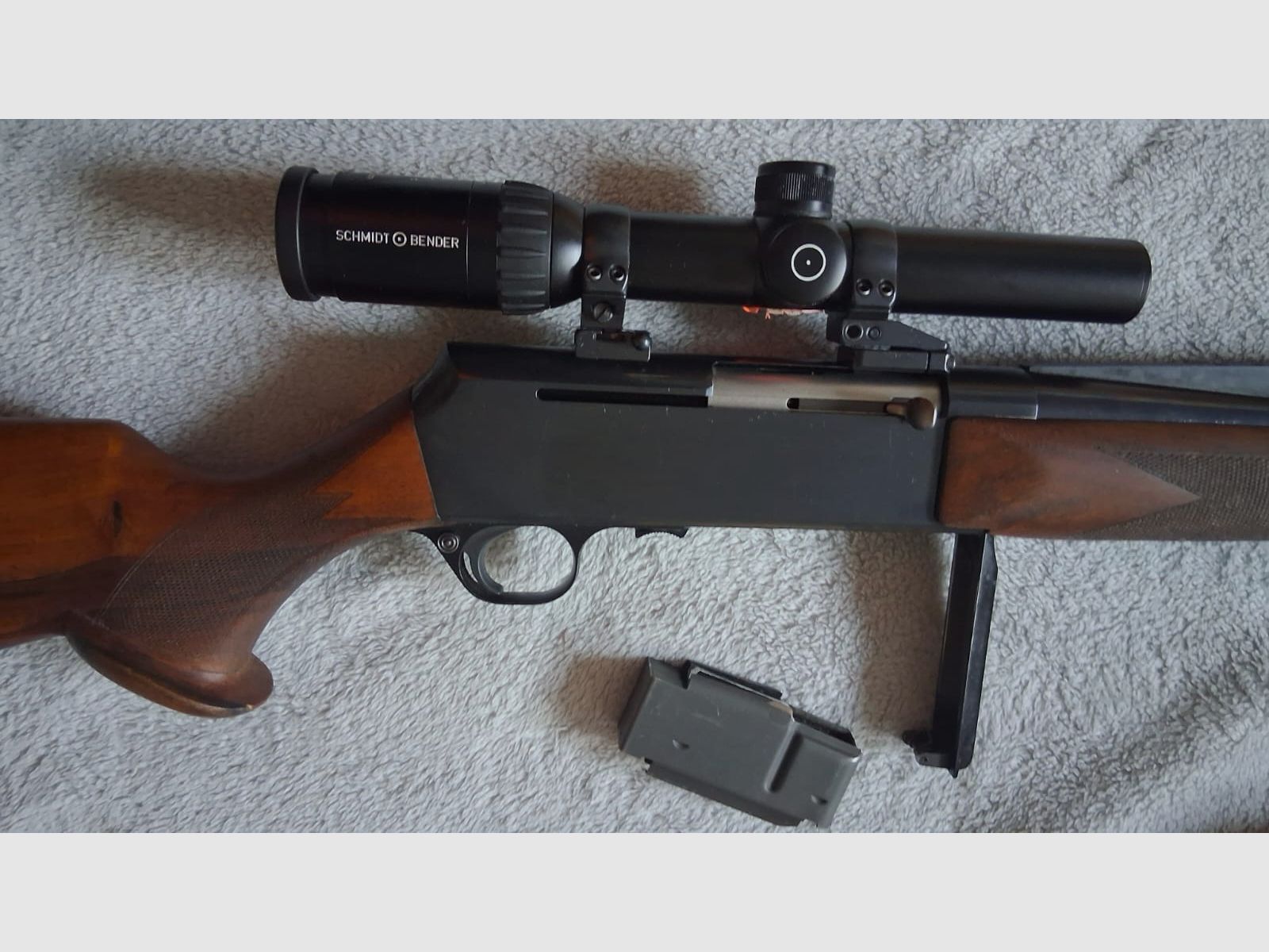 Browning Modell Bar Kaliber .308 Win mit Schmidt & Bender 1,5-4x24 mit Leuchtpunkt A7