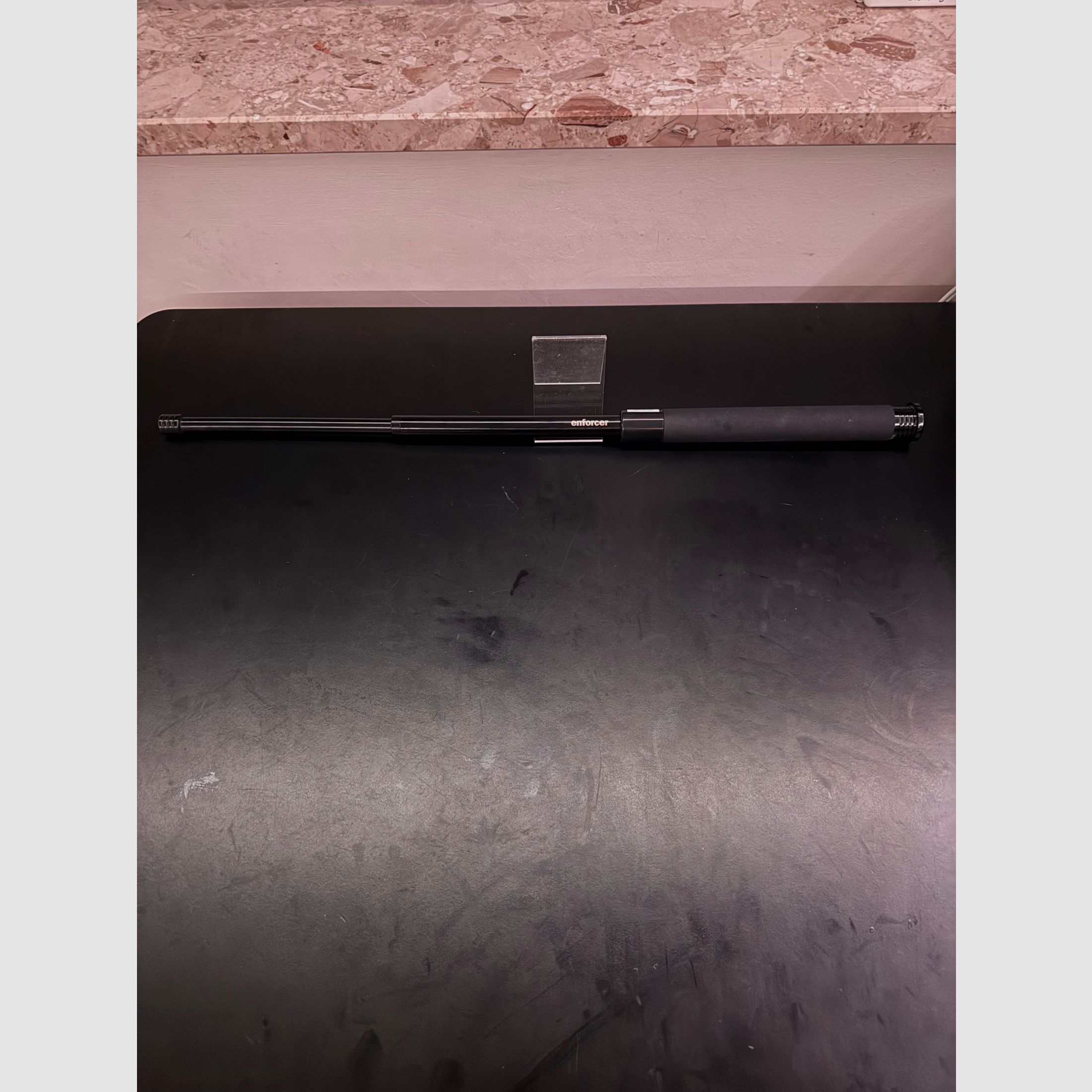 Enforcer Teleskopschlagstock 24 Zoll mit Druckknopf (Schwarz), Bild 1 von 3