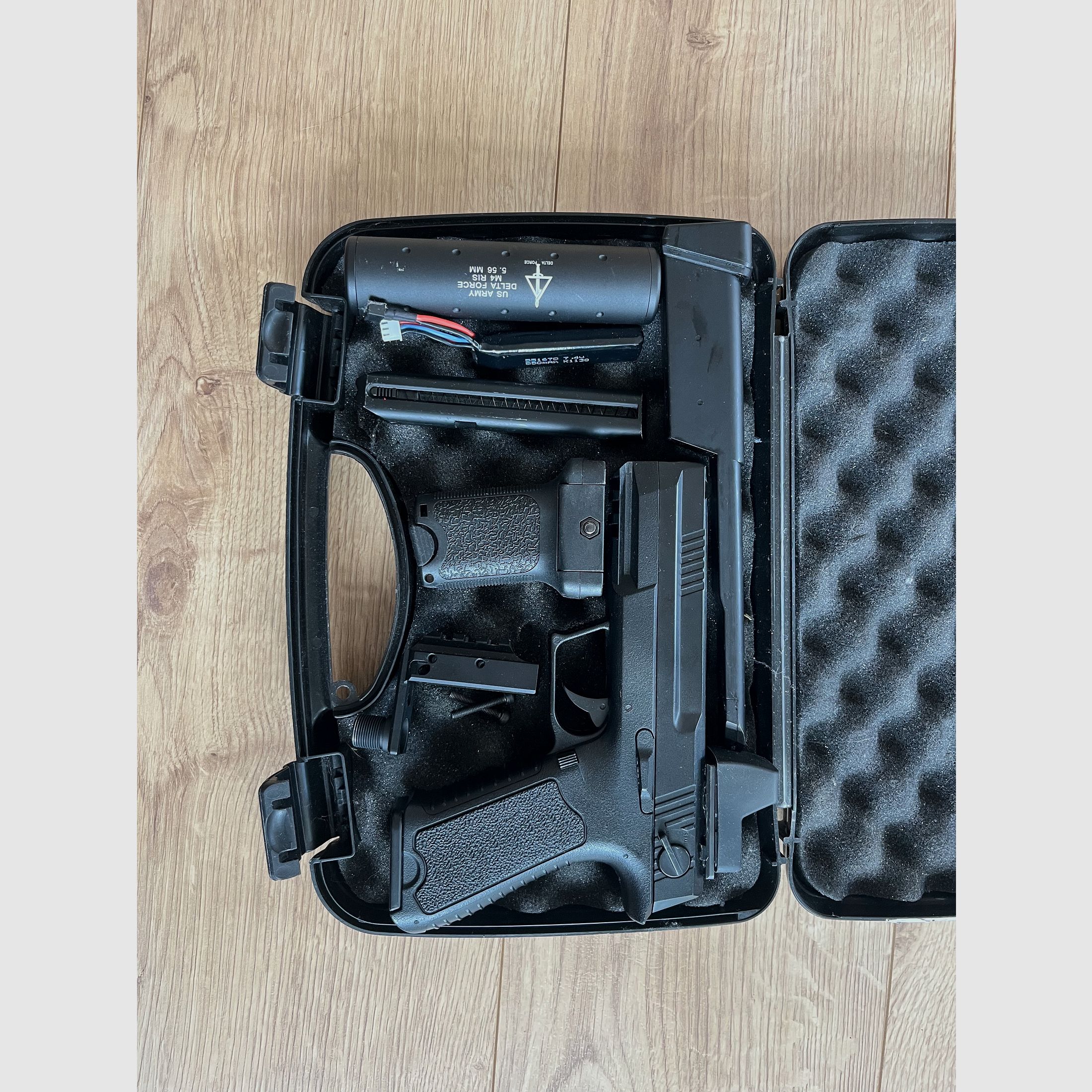 Cyma CM.127 in zwart met MOSFET 3.Gen