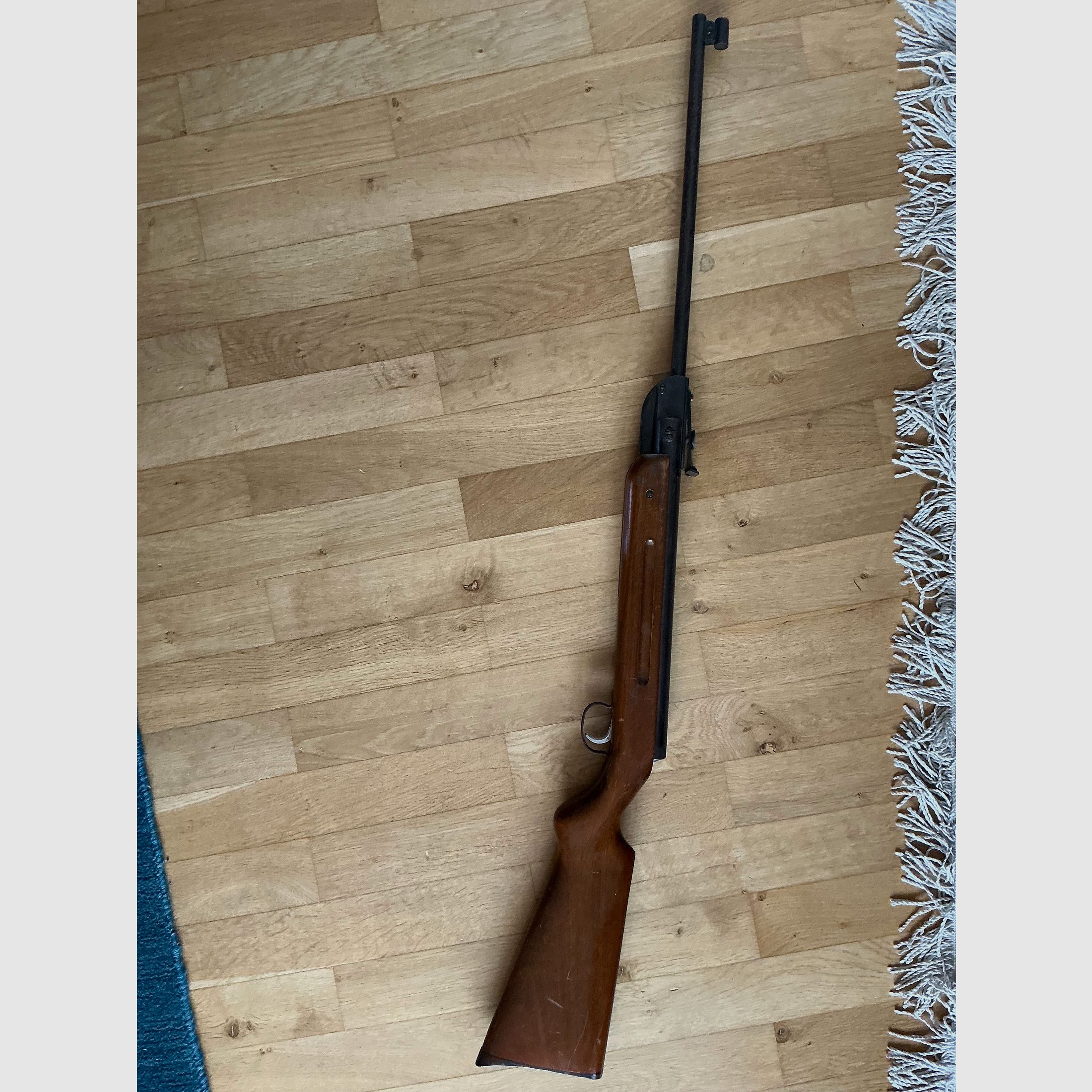 Carabina de aire Diana 35