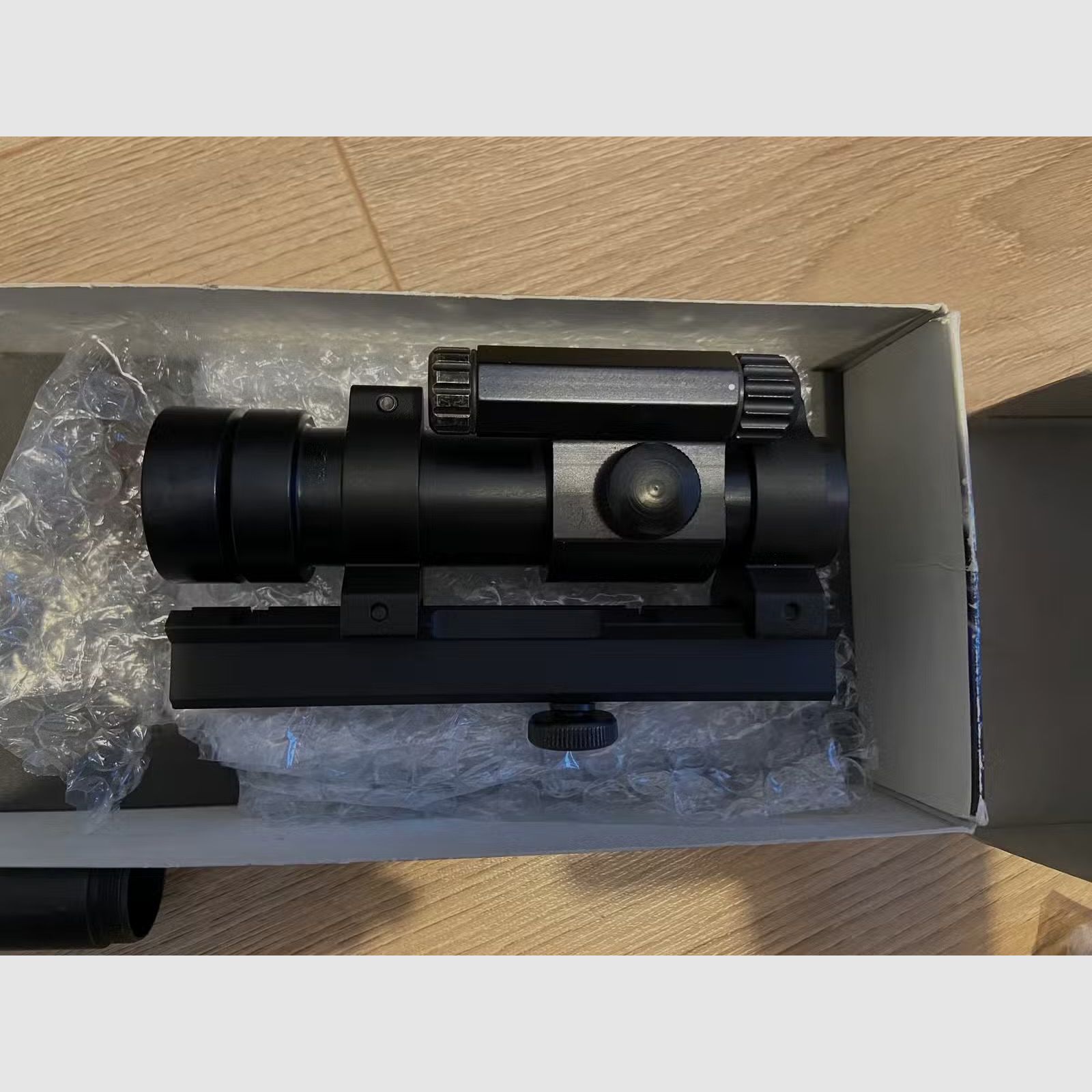 Aimpoint 5000XD Set in OVP Rotpunktvisier / Reddot mit Carry handle Weaver Mount - Top Zustand