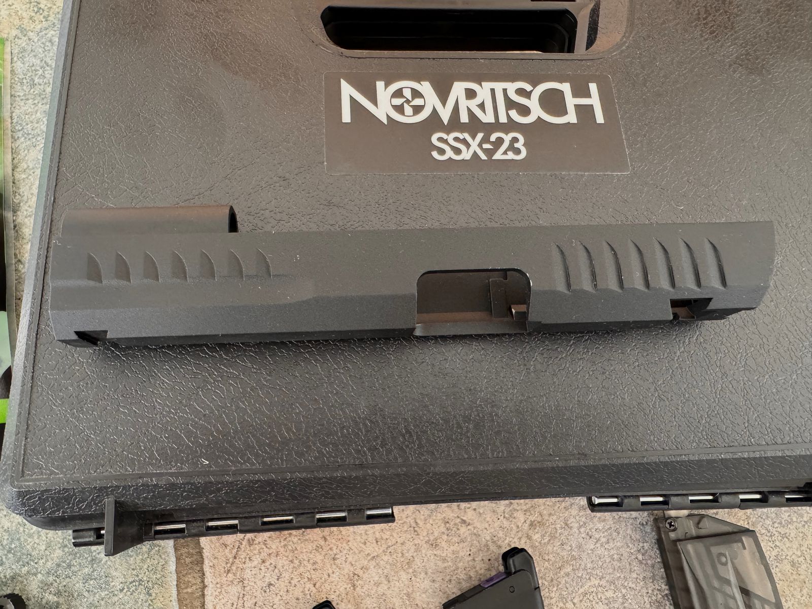 Novritsch SSP1 Softair Pistole mit Zubehör 