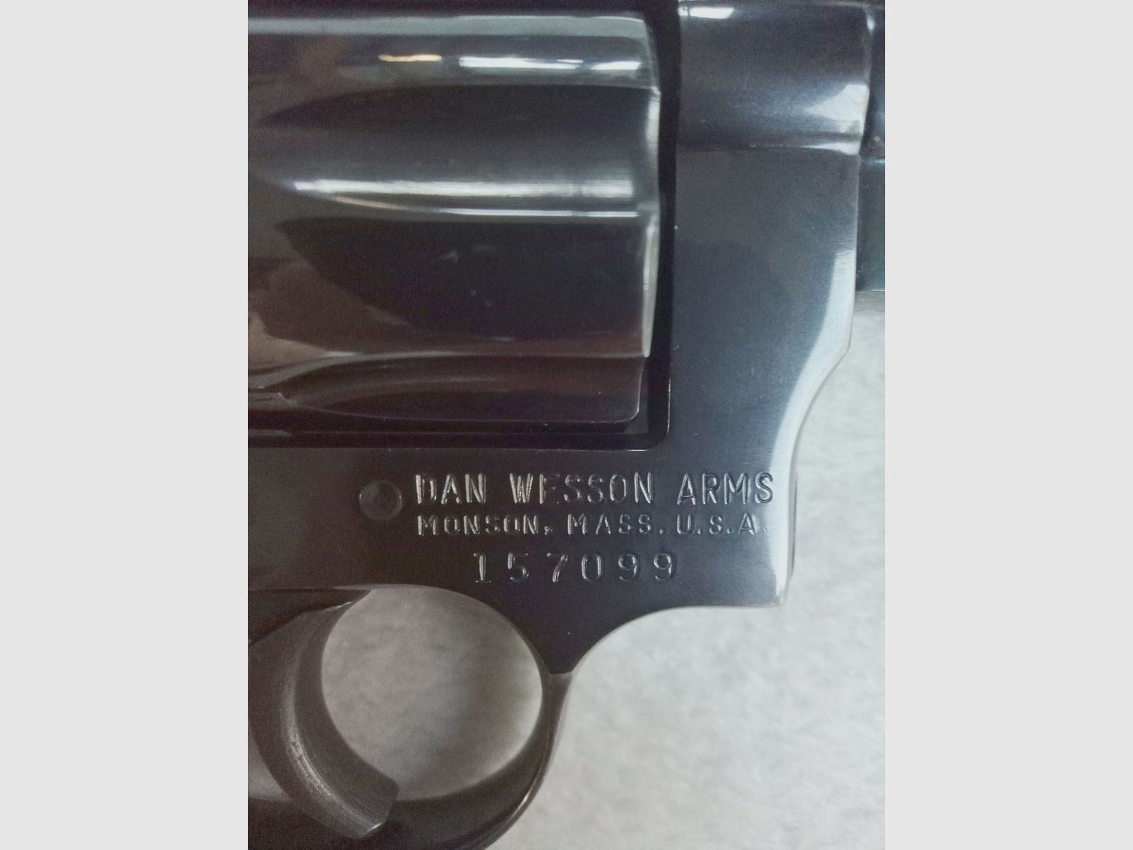 Dan Wesson Revolver .357 Magnum, Sammlerstück Double-Action