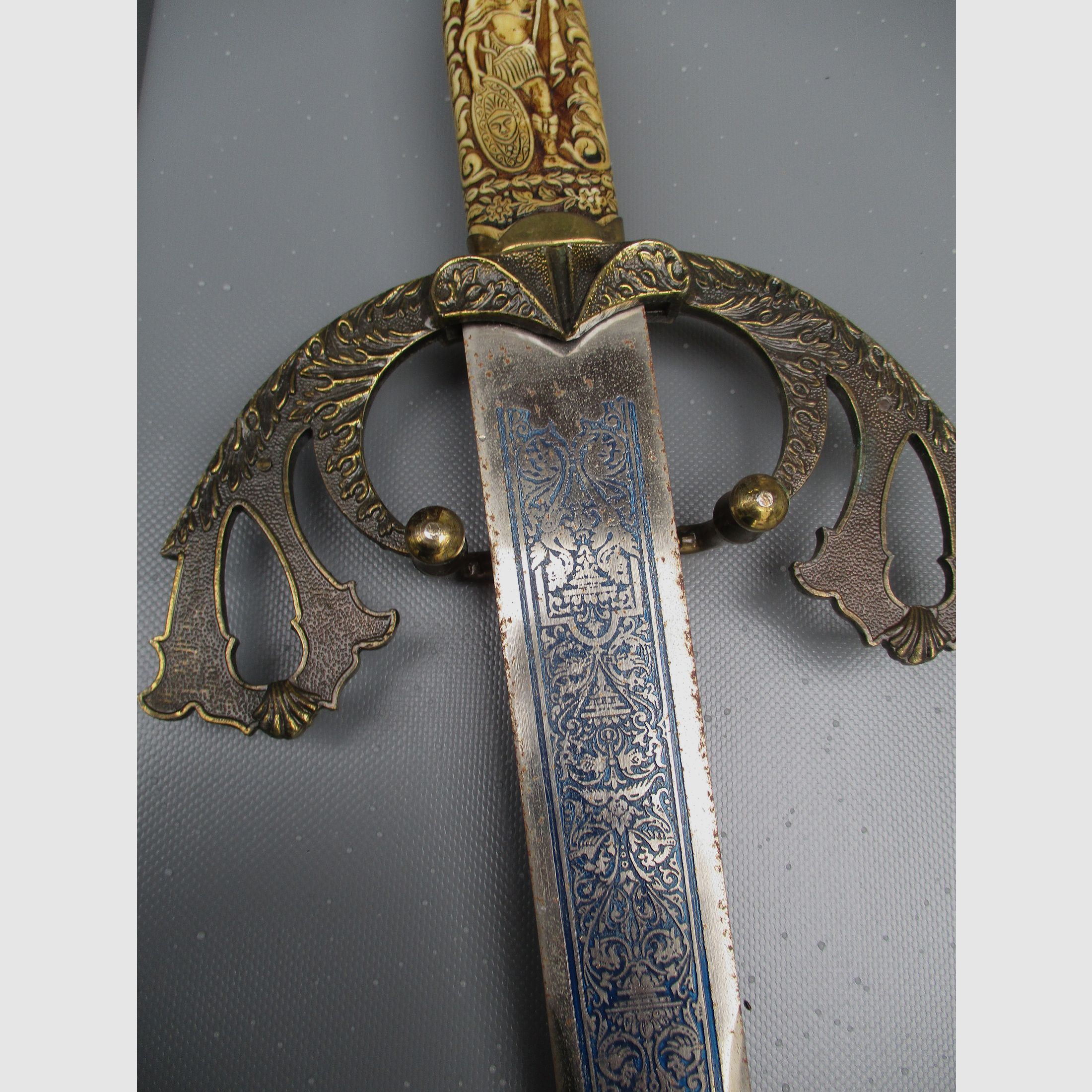 Épée d'origine inconnue