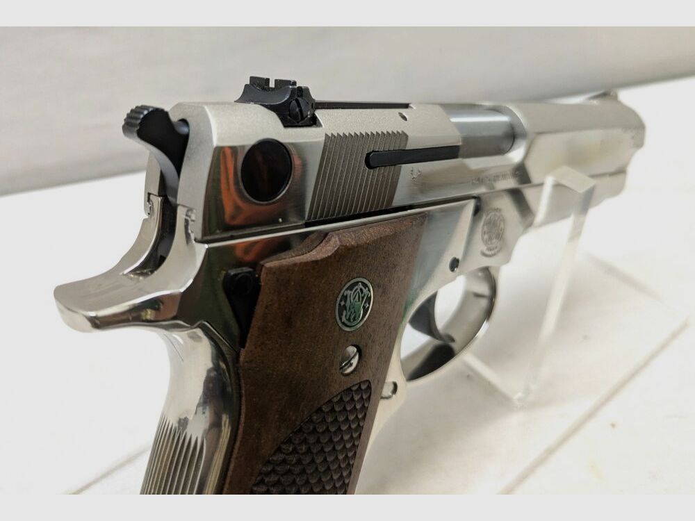 Smith & Wesson 59, zdjęcie 3 z 3