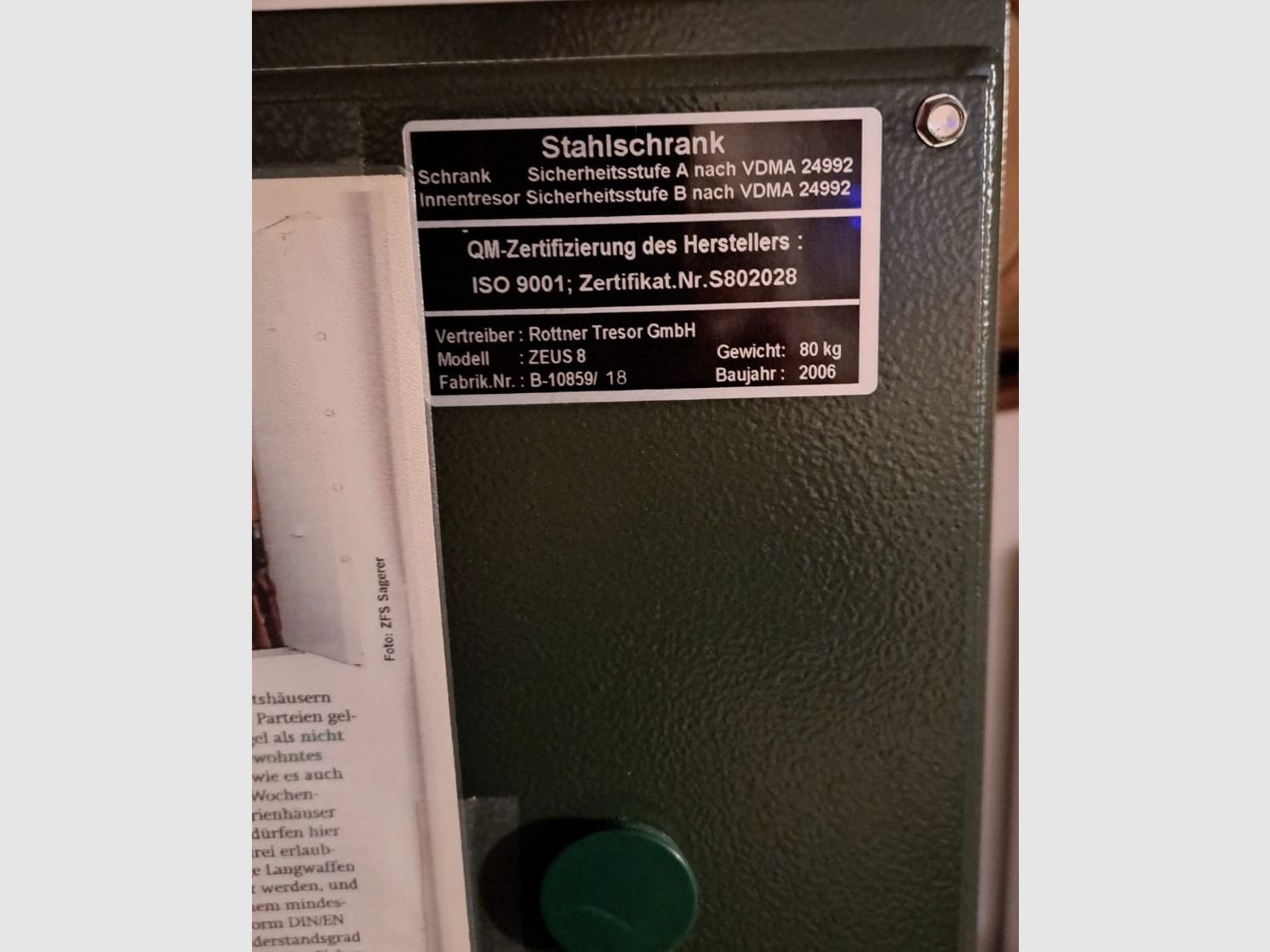 Gun safe for short and long guns