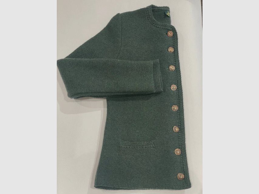 Damen klassische Strickjacke aus Merinowolle in Lodengrün