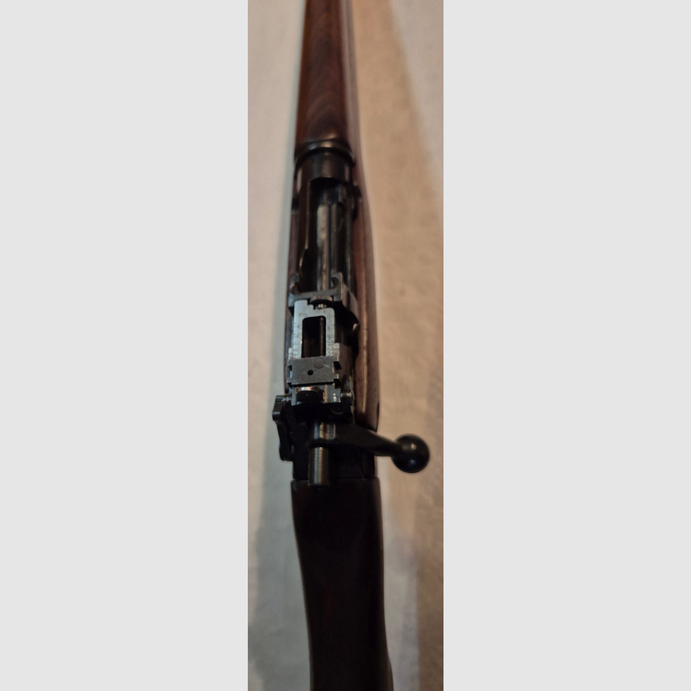 Lee Enfield No. 4 Mk. 1 *, Kaliber .303 Brit., Mehrlader/Repetierer.