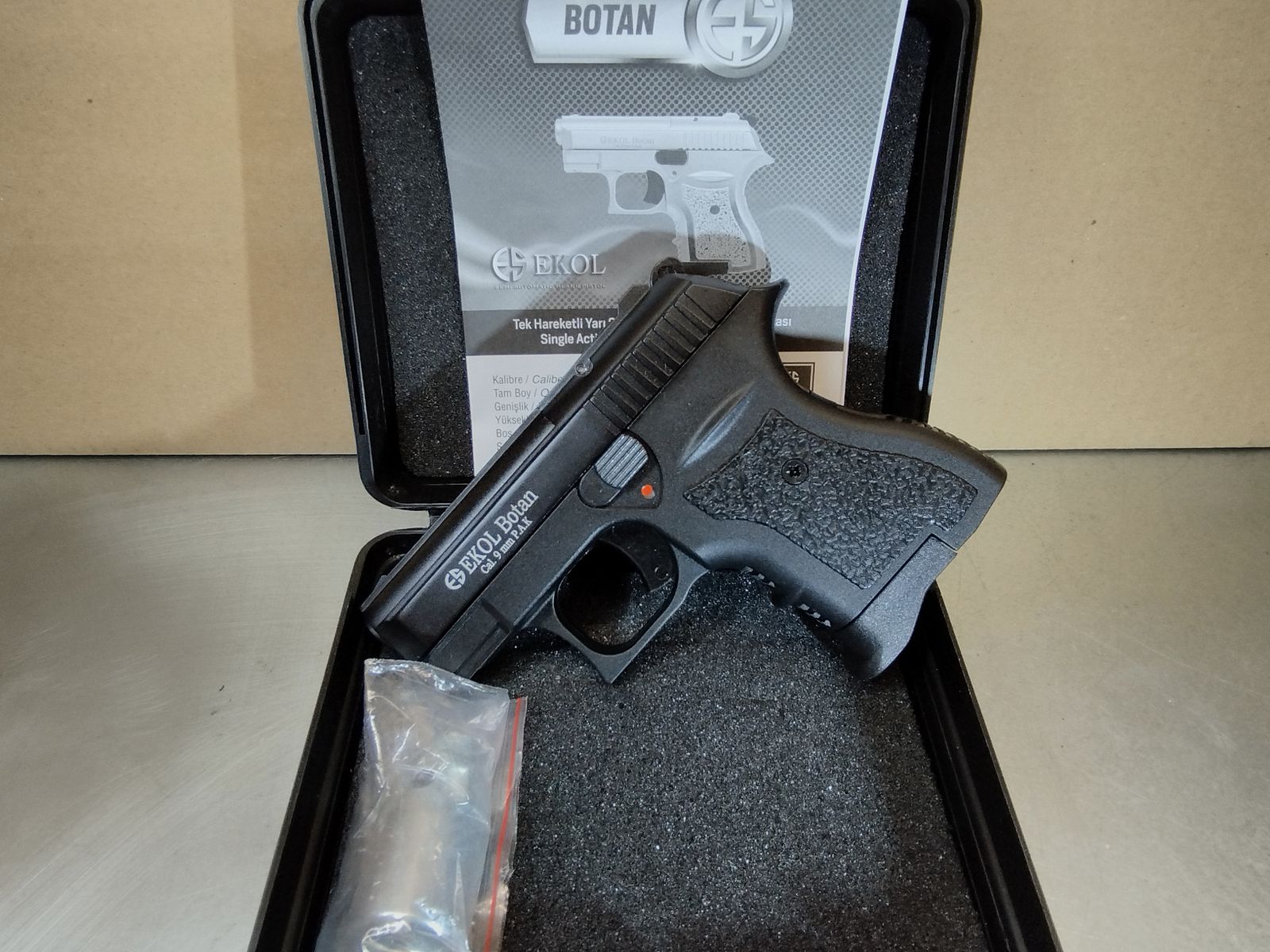 Ekol Botan Schreckschuss Pistool 9mm P.A.K geblauwde !!Nieuwe wapen!!