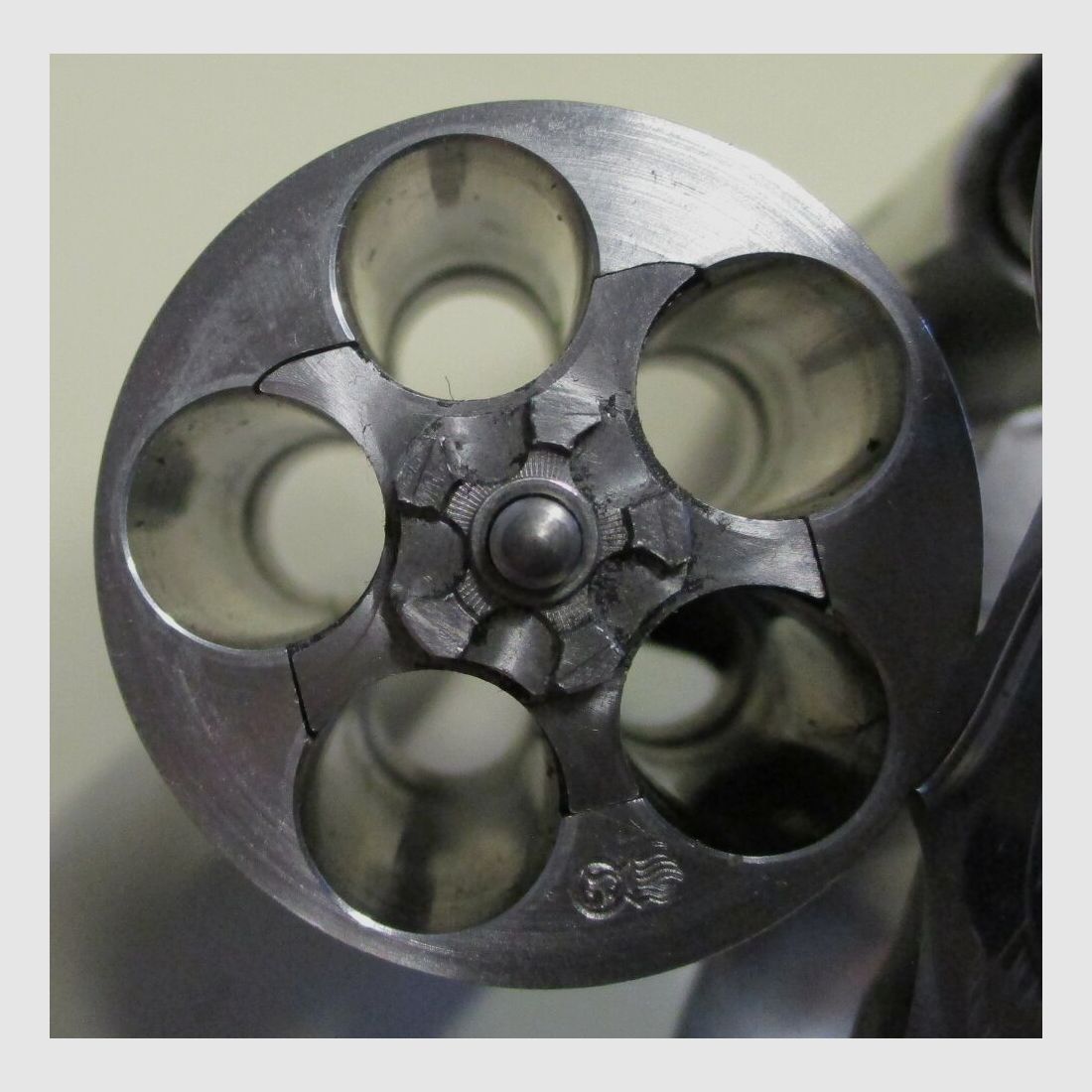 Smith & Wesson 60