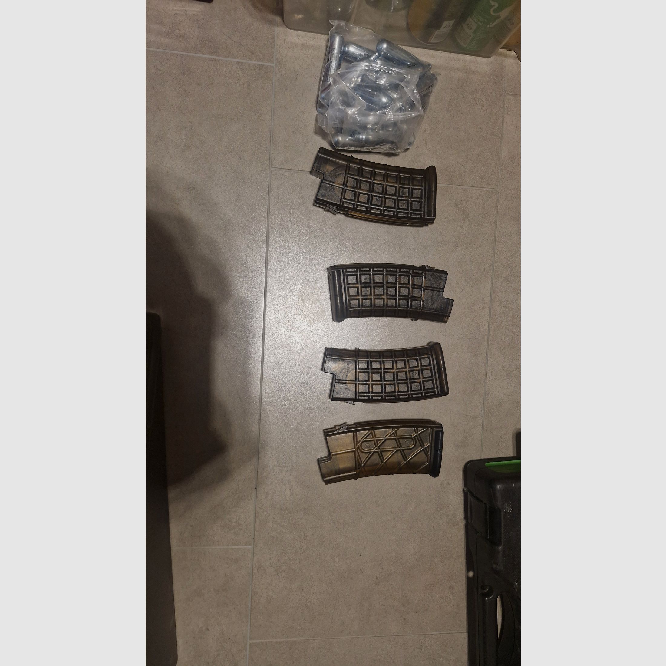 Selling various Airsoft equipment here