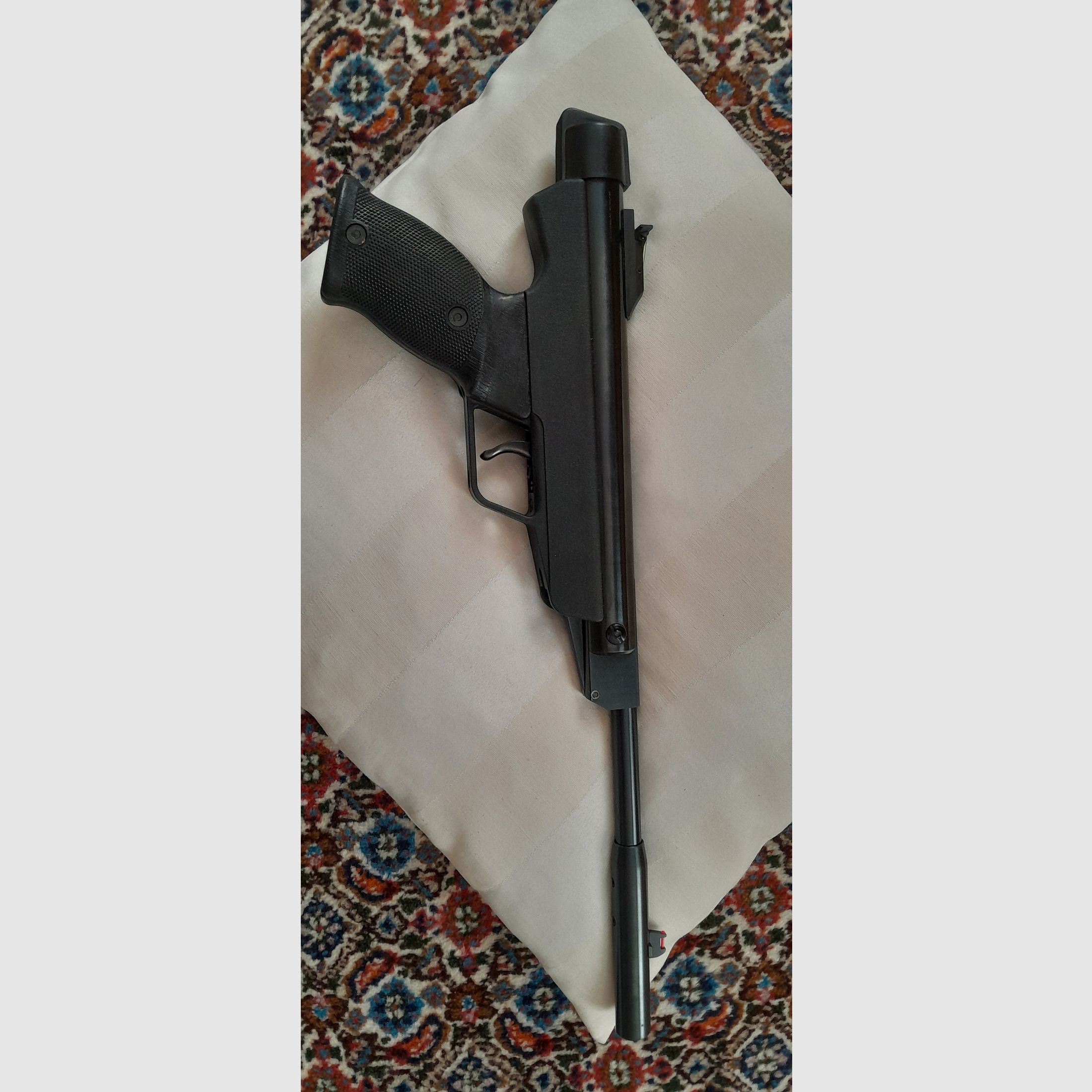 Diana P5 Magnum air pistol