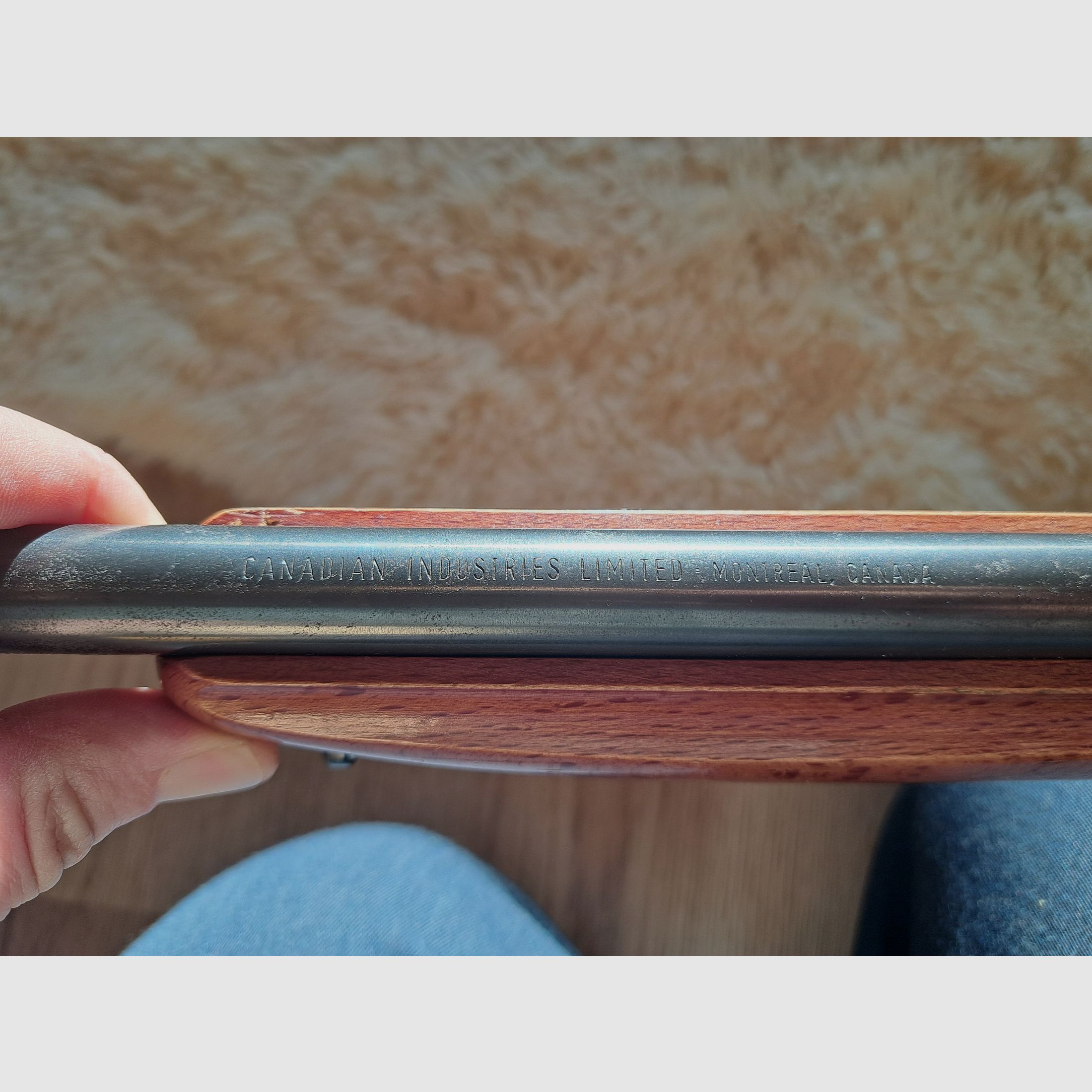 Halbautomatische Kleinkaliber Büchse Anschütz Modell 300 in .22lr 22lfB ohne Magazin (separate Anzeige)