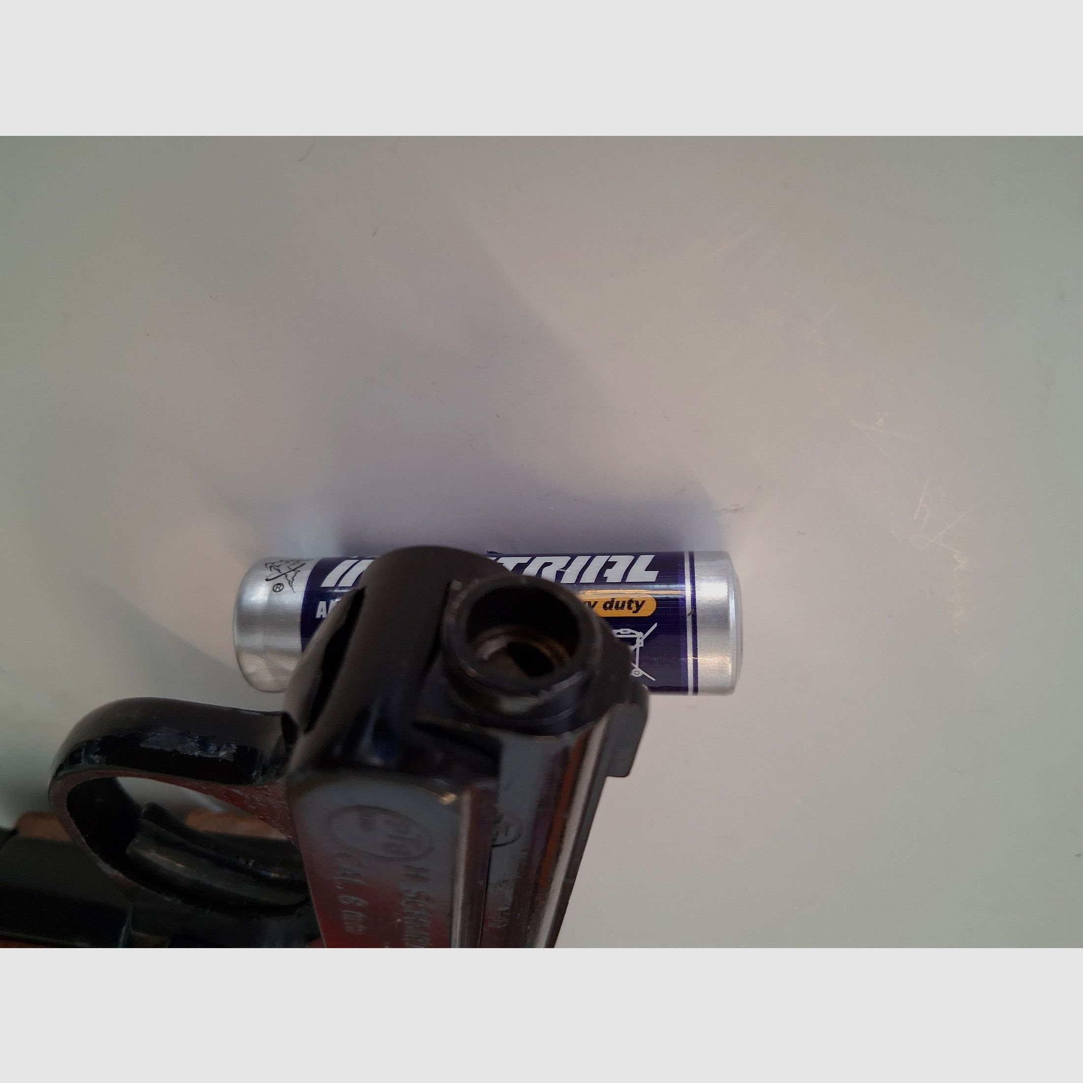 Sammler aufgepasst !!! HS Mod. 5A "G" Holzgriffschalen, Ersatzmagazin, TOP Zustand, ungeschossen