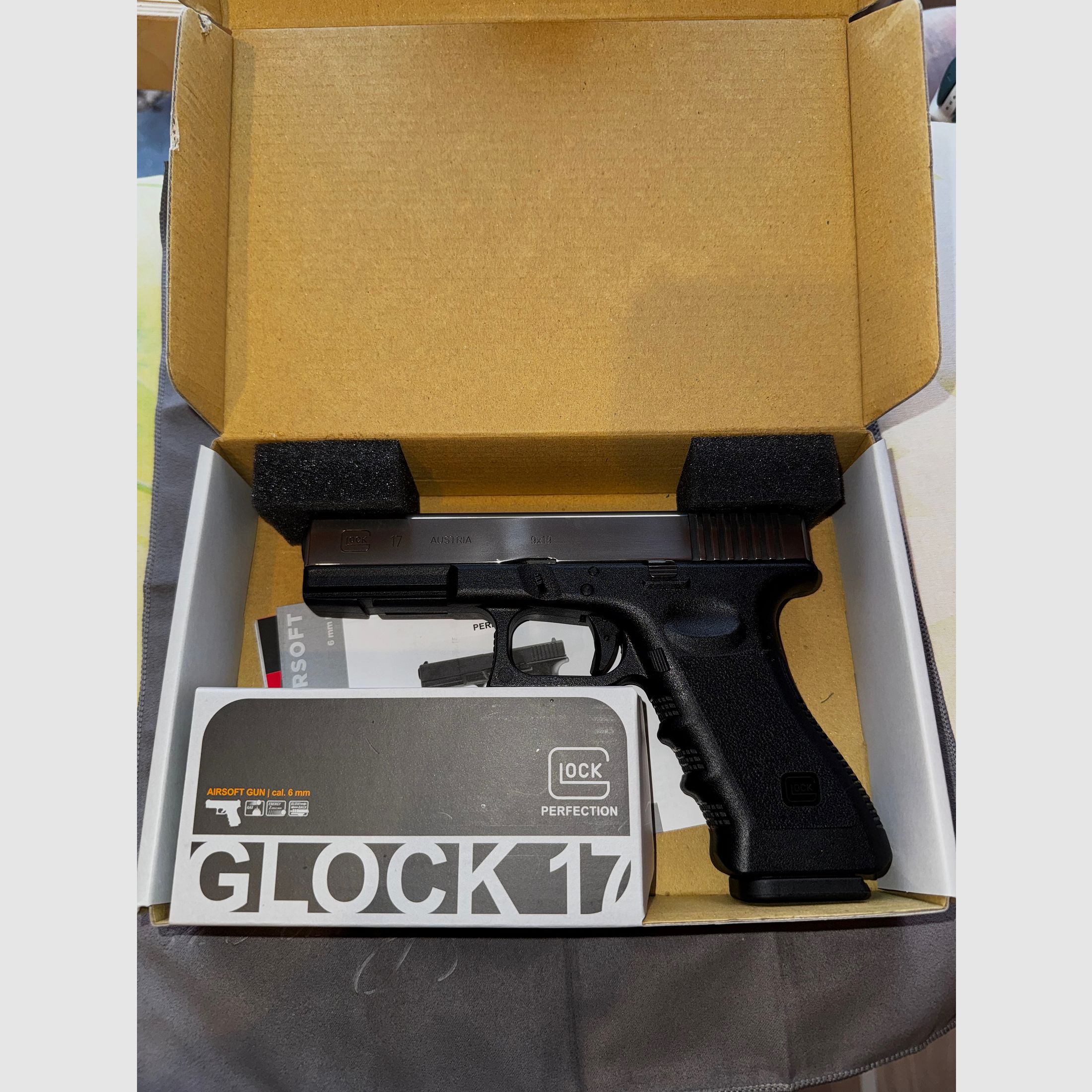 GHK Glock 17 Stahl Einzelstück Stainless GBB 6mm