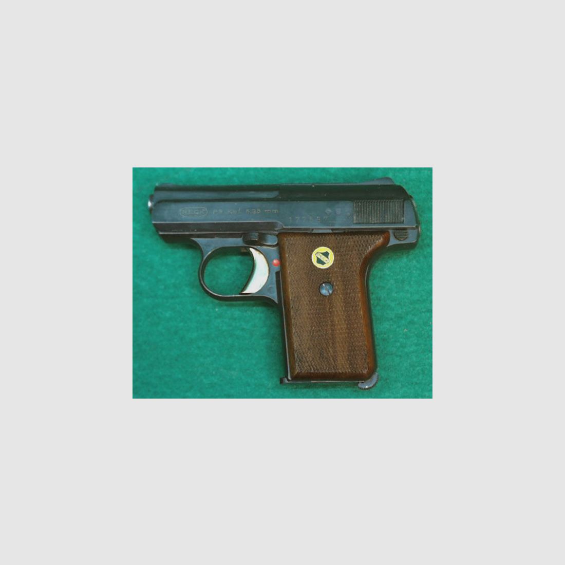 Reck Pistole P8 Reck P8