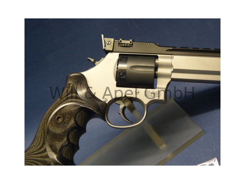 SMITH & WESSON	 686 C 30 HBH