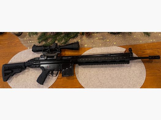 Luxdeftec LDT HSG 41    G3   .308 Win   con mucho equipo adicional