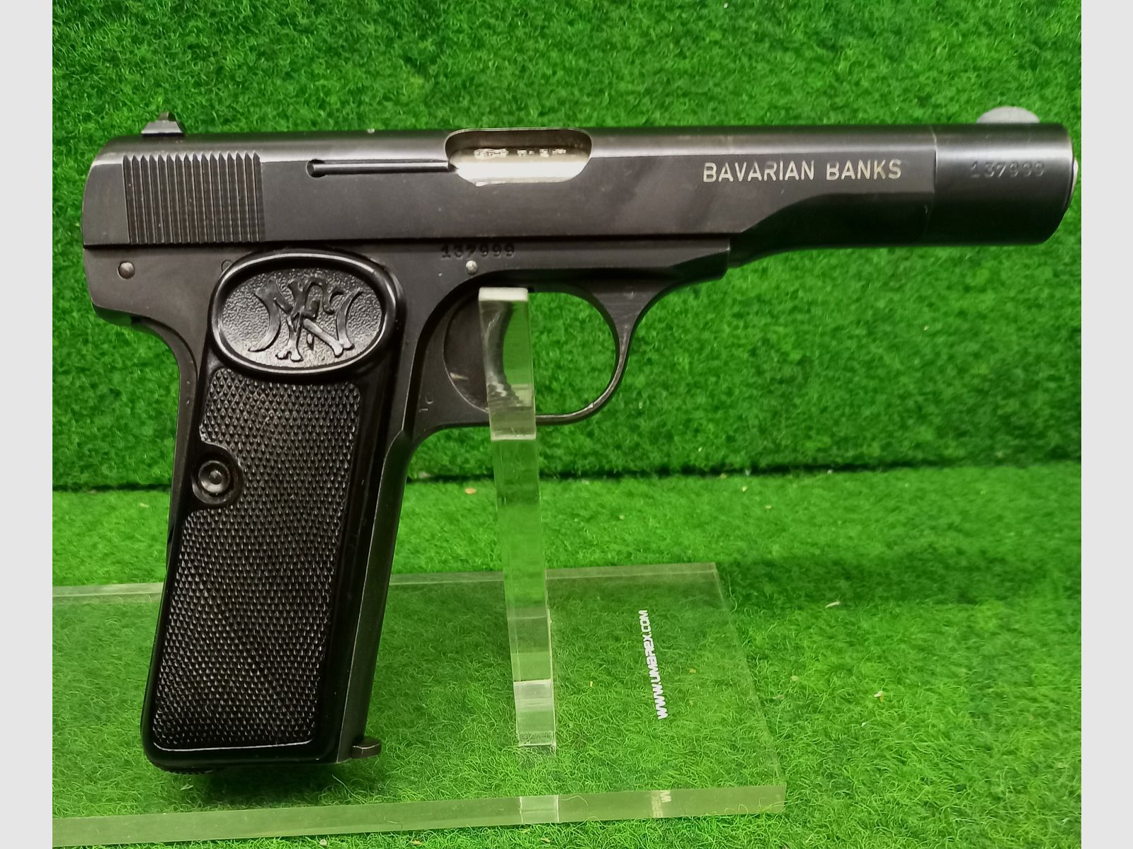 Aus Polizeisammlung, 1910/22 Bavaria Banks im Kaliber 7,65mm Browning.