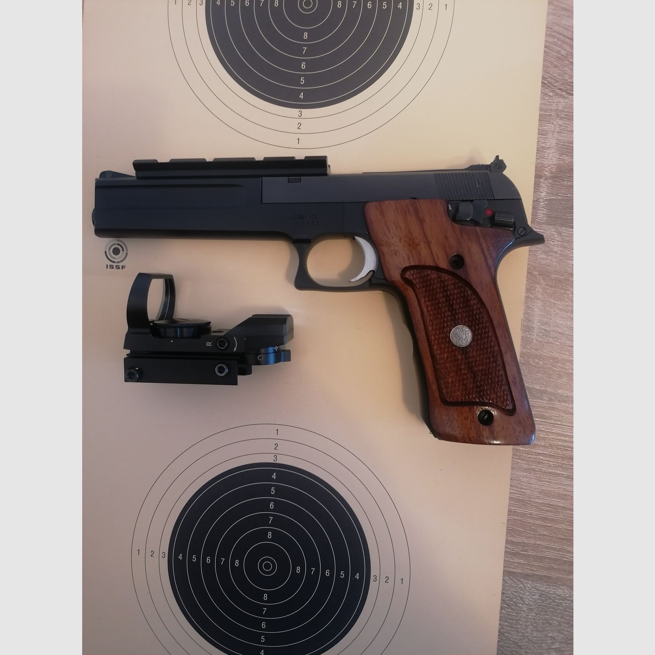 Smith & Wesson 422 .22 l.r.