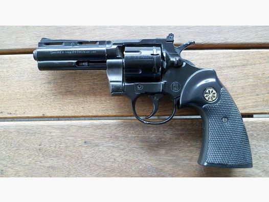 Python Schreckschussrevolver 9mm