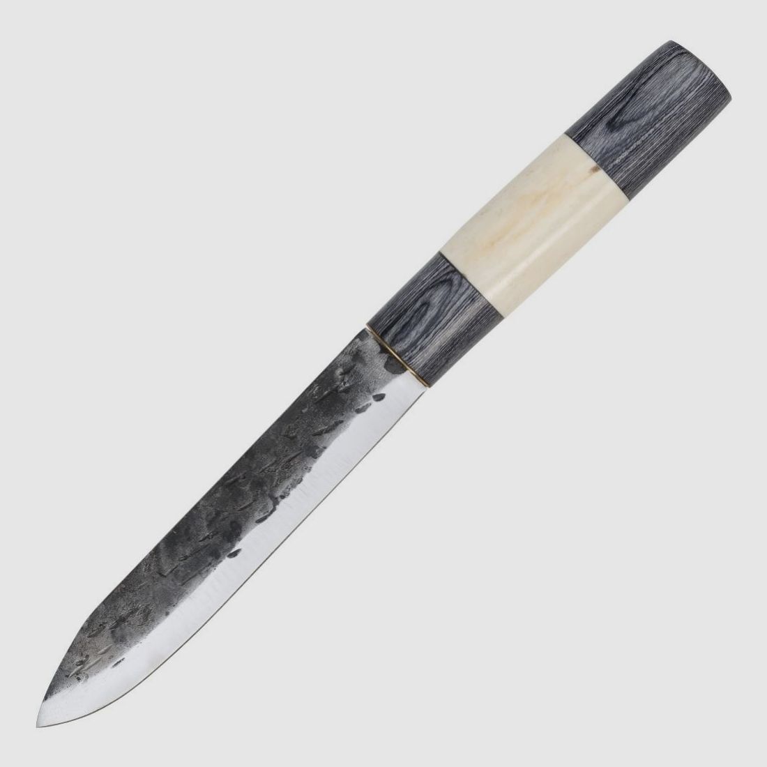 Saxmesser mit einer geschmiedeten Klinge