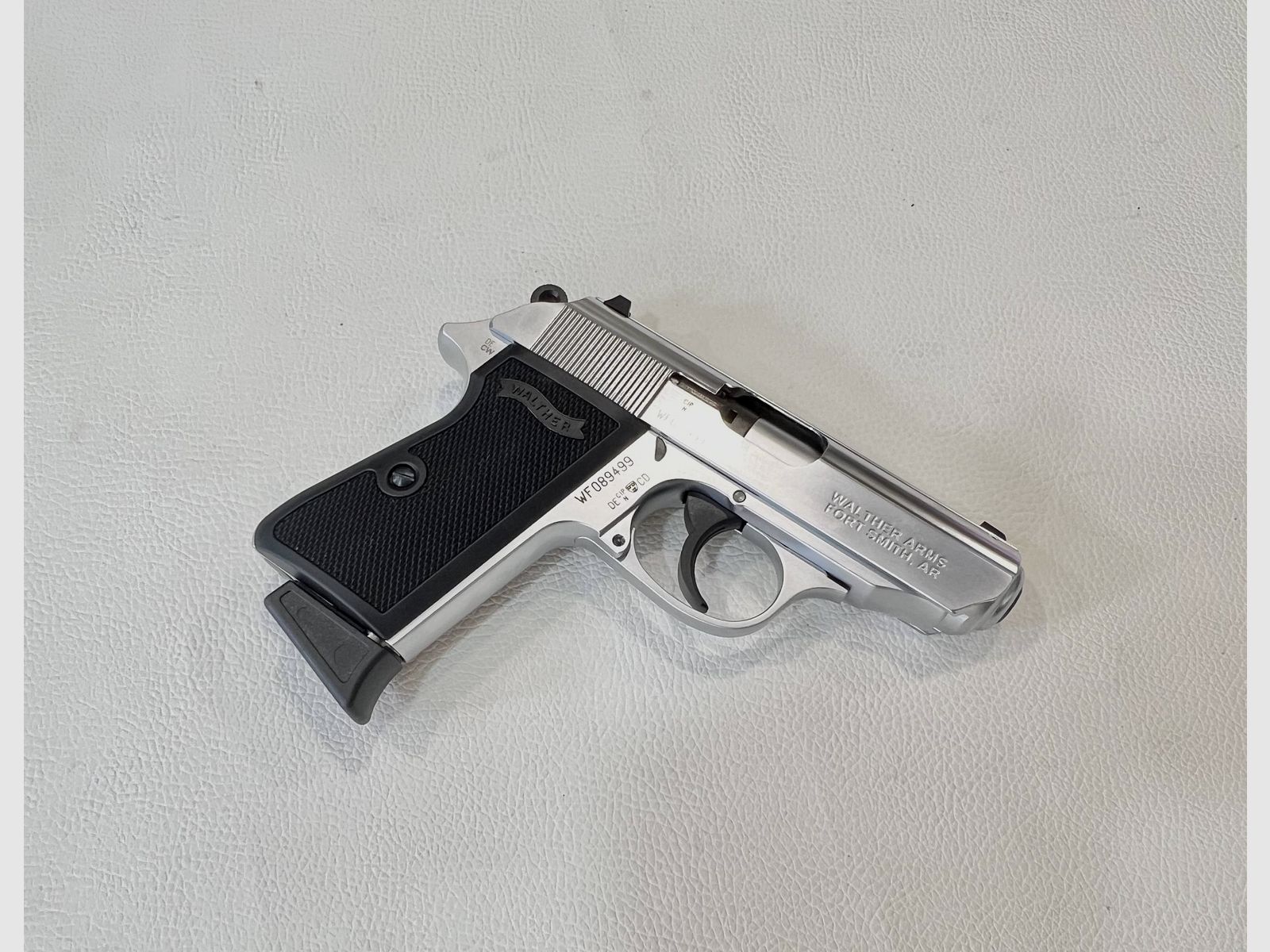WALTHER PPK/S – 22 L.R., immagine 3 di 4