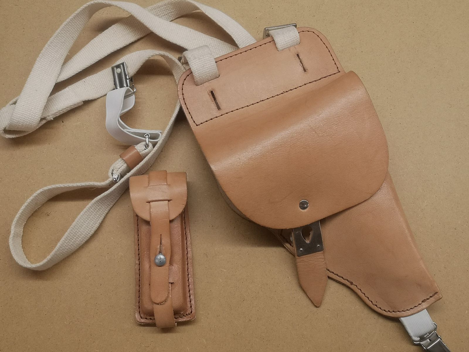 STASI DDR kabura na ramię Makarov