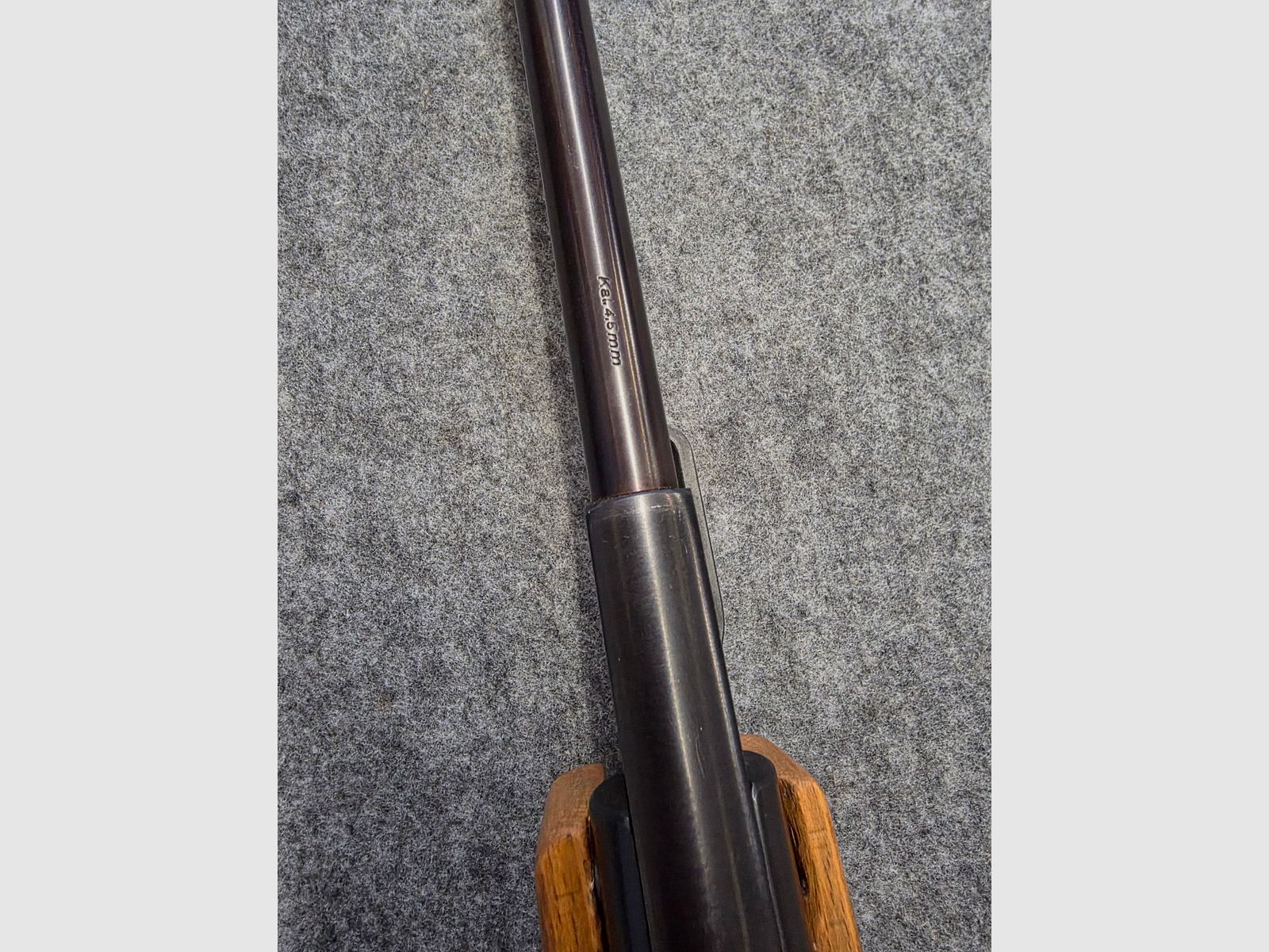 W kolbie Mod. 311 karabinu powietrznego Knicker Haenel 303-8 Super w doskonałym stanie (nieprzerabiany!) z diopterem