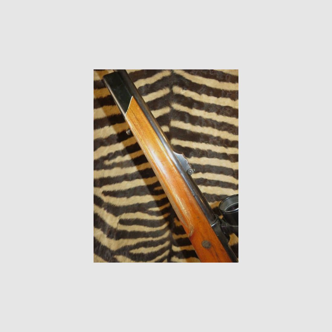 Repetierbüchse DUMOULIN Kal.375HH Lauf 65 cm mit Zielfernrohr Schmidt & Bender 1.5-6×42, Bild 6 von 11