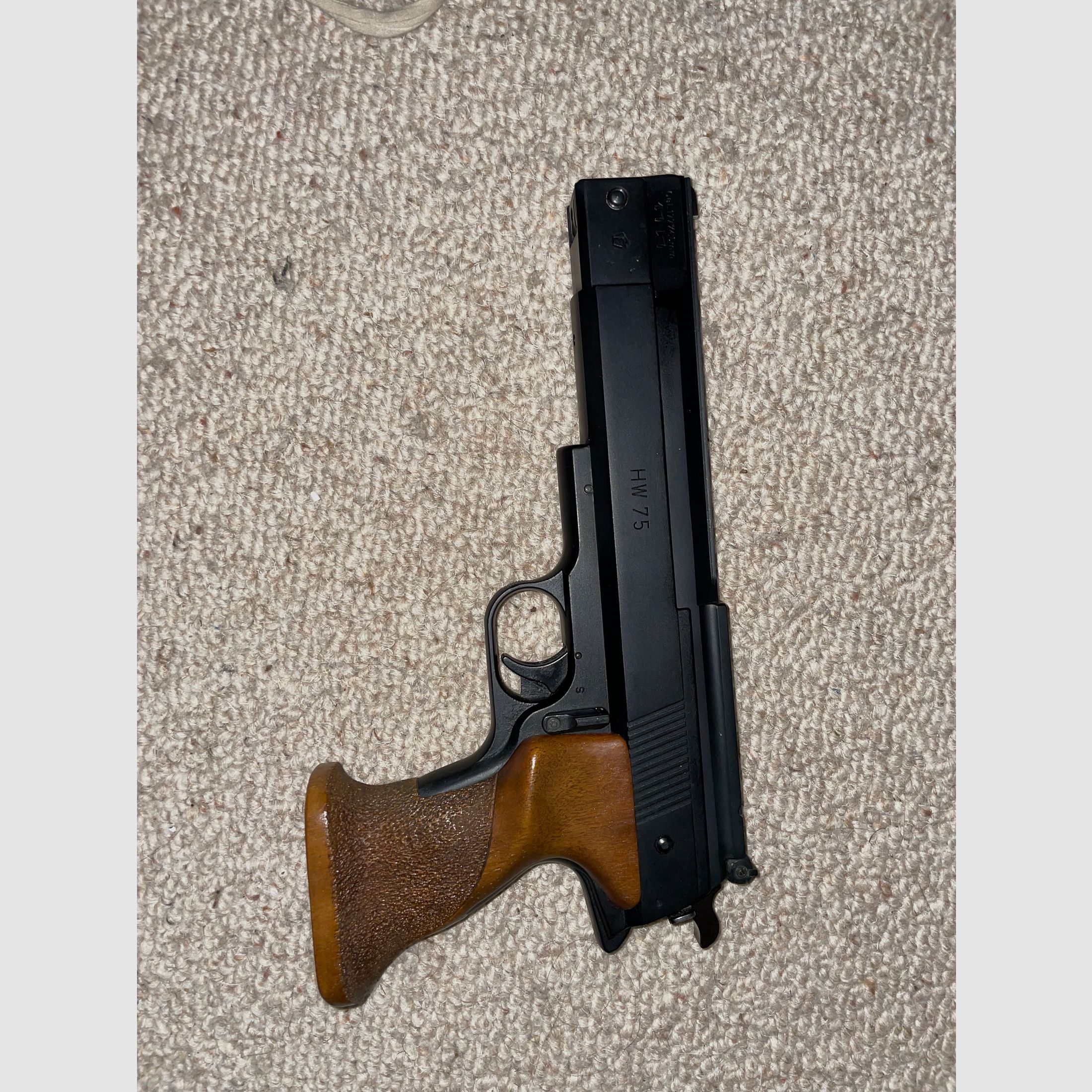 Weihrauch HW 75