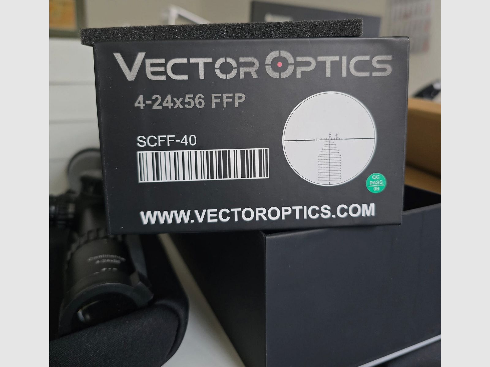 Vector Optics Continental X6 4-24x56FFP SCFF-40