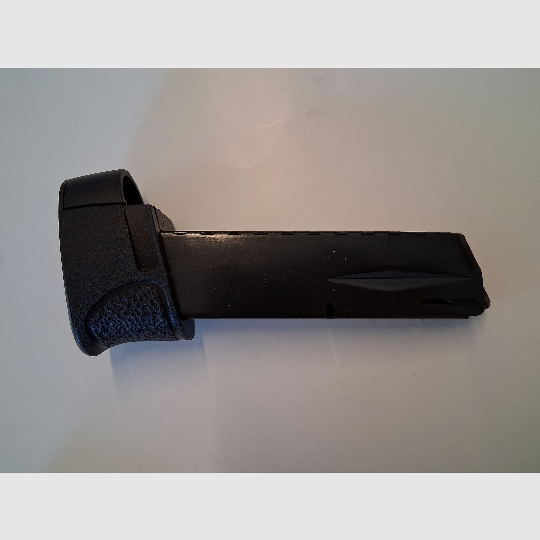 Magazine for Smith & Wesson M&P 9C cal. 9 mm P.A.K., 15 rounds (like new)