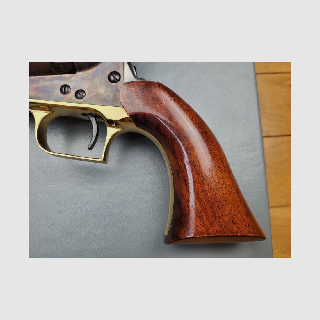 Superb Colt WALKER 1847 – Signature-Serie von Colt – 3. Generation – in seiner Box – rarität in Europa – die treueste und beste Replik, die es gibt – Neuzustand, Bild 7 von 33