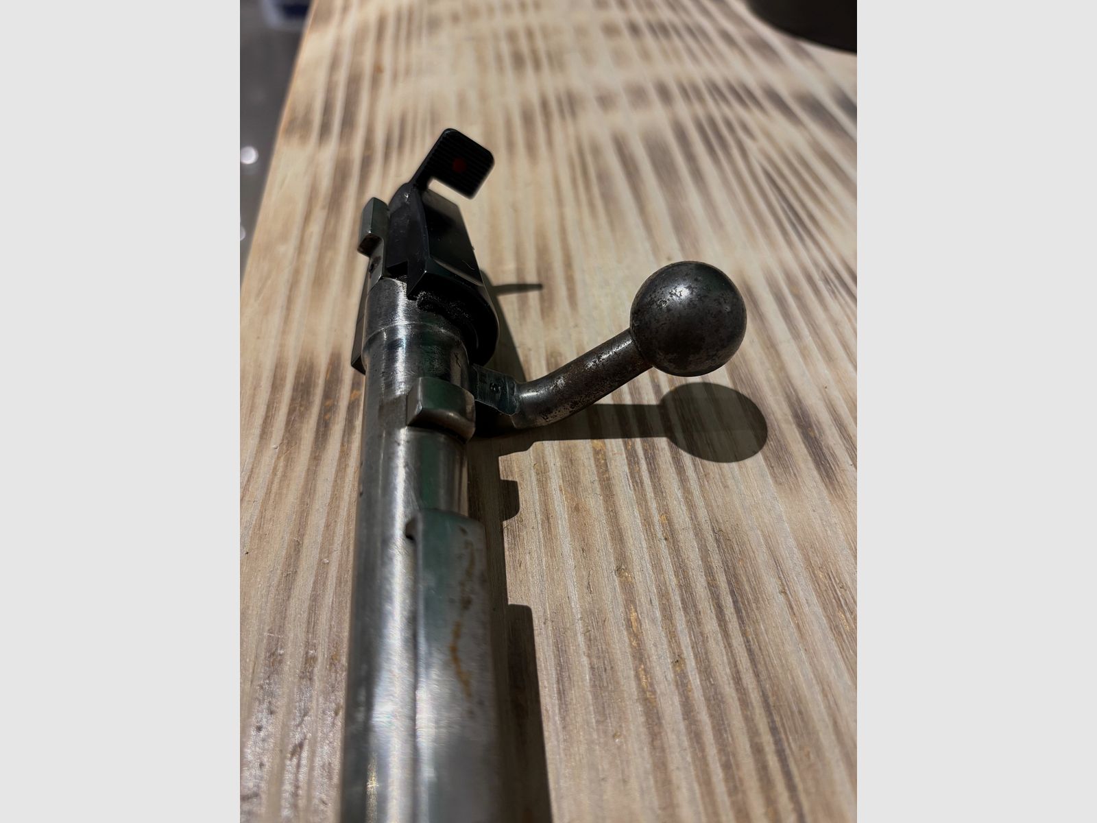 Fucile a ripetizione con manopola 8x57