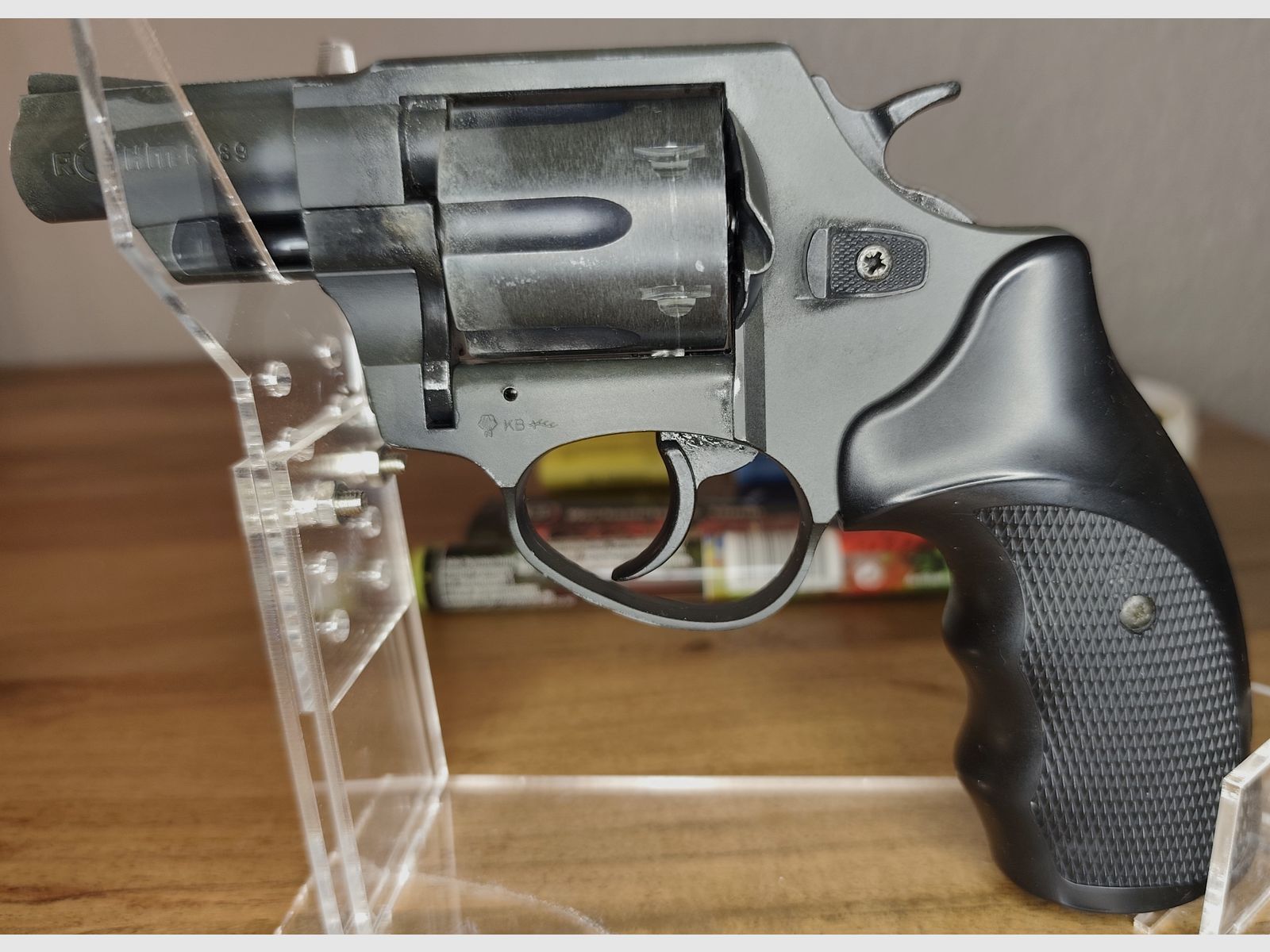 Röhm RG 89 PTB 451 9mm Revolver Silvester-Set 40xPyro Effekte+50 Schuss Munition