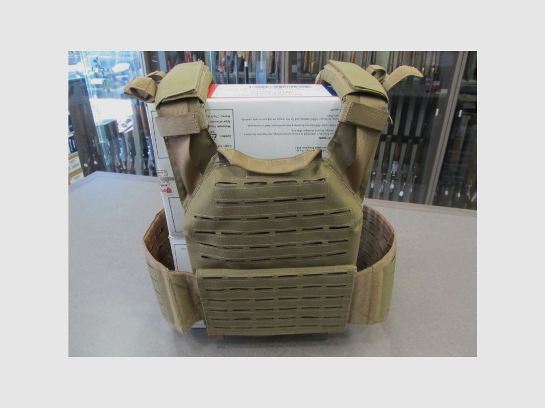 BALLISTIC PLATE CARRIER VEST, image 4 of 8