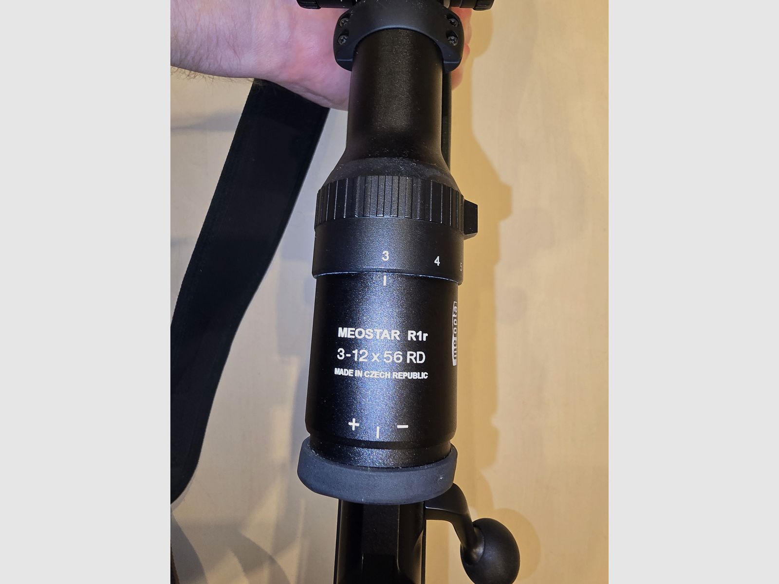 Blaser R93 Professional Success im Kaliber .30-06 mit Meopta "Meostar R1r 3-12 x 56"