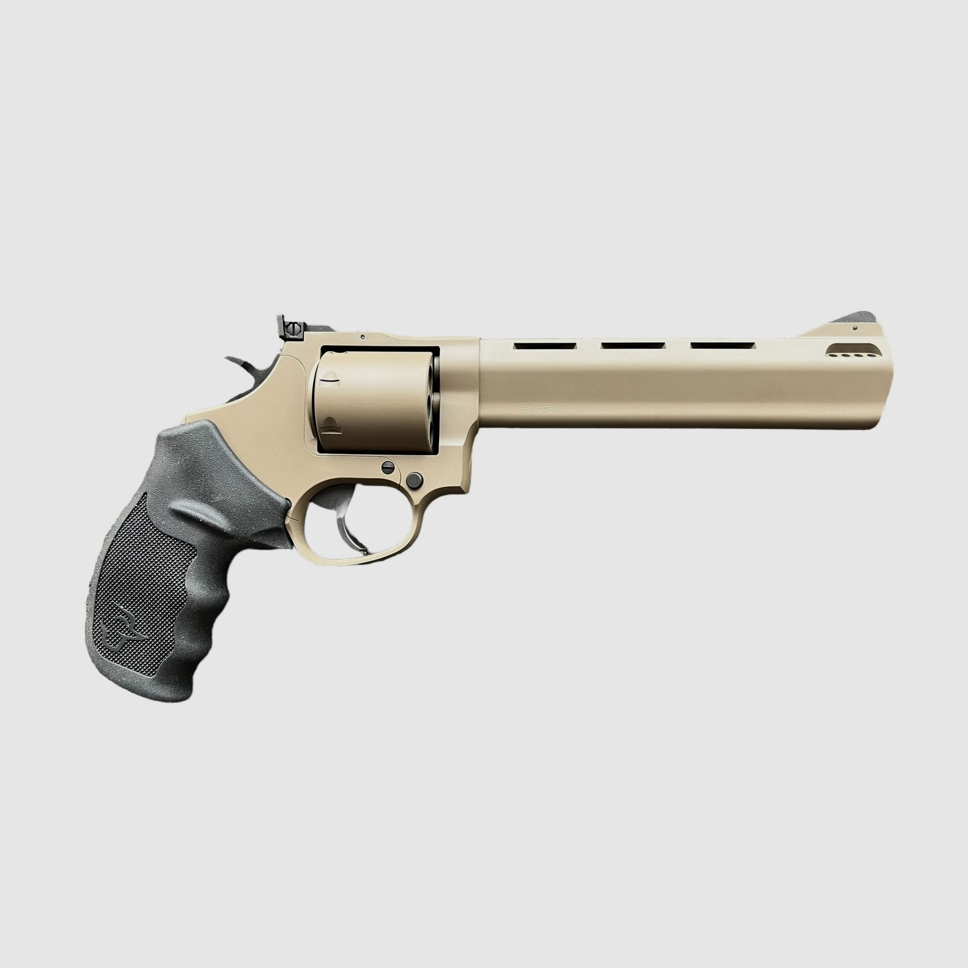 Taurus Revolver 692 Tracker FDE .357Magnum + 9x19mm barillet interchangeable, image 3 sur 3