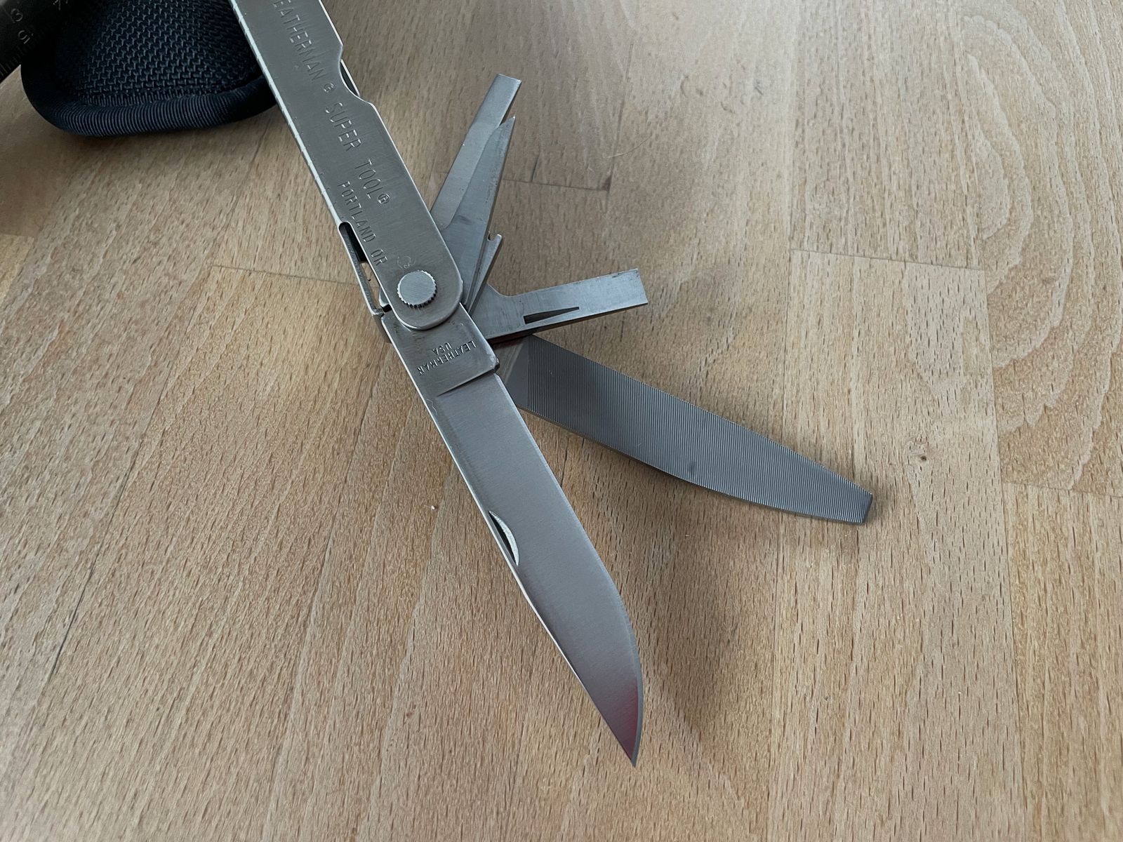 2x Leatherman 300-19 Supertool