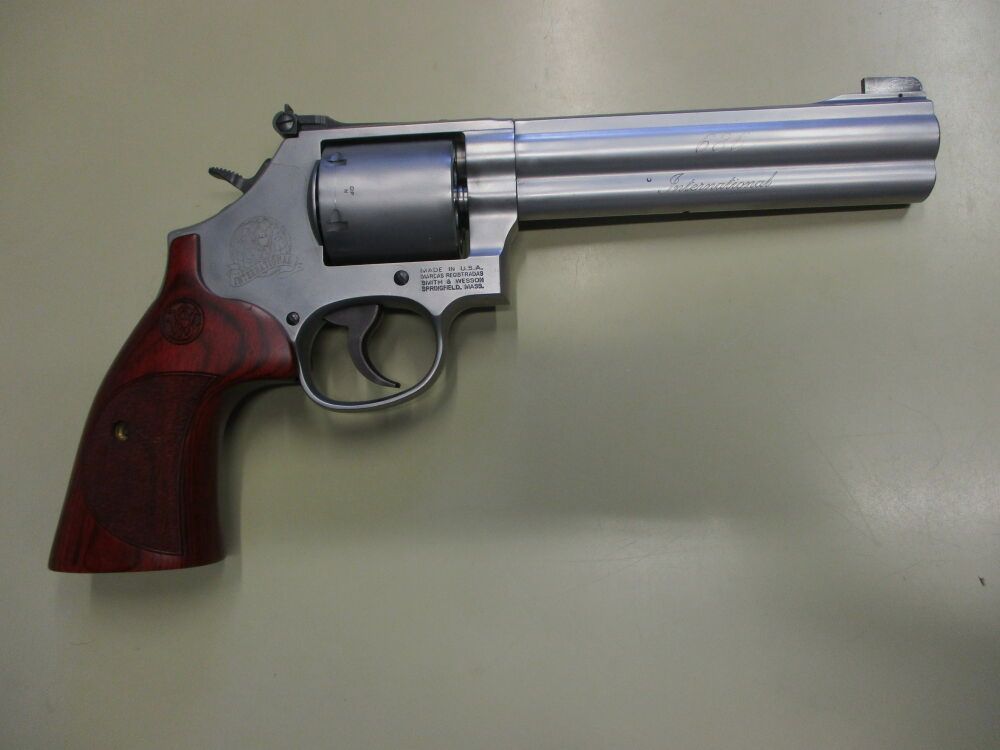 Smith&Wesson	 686 International