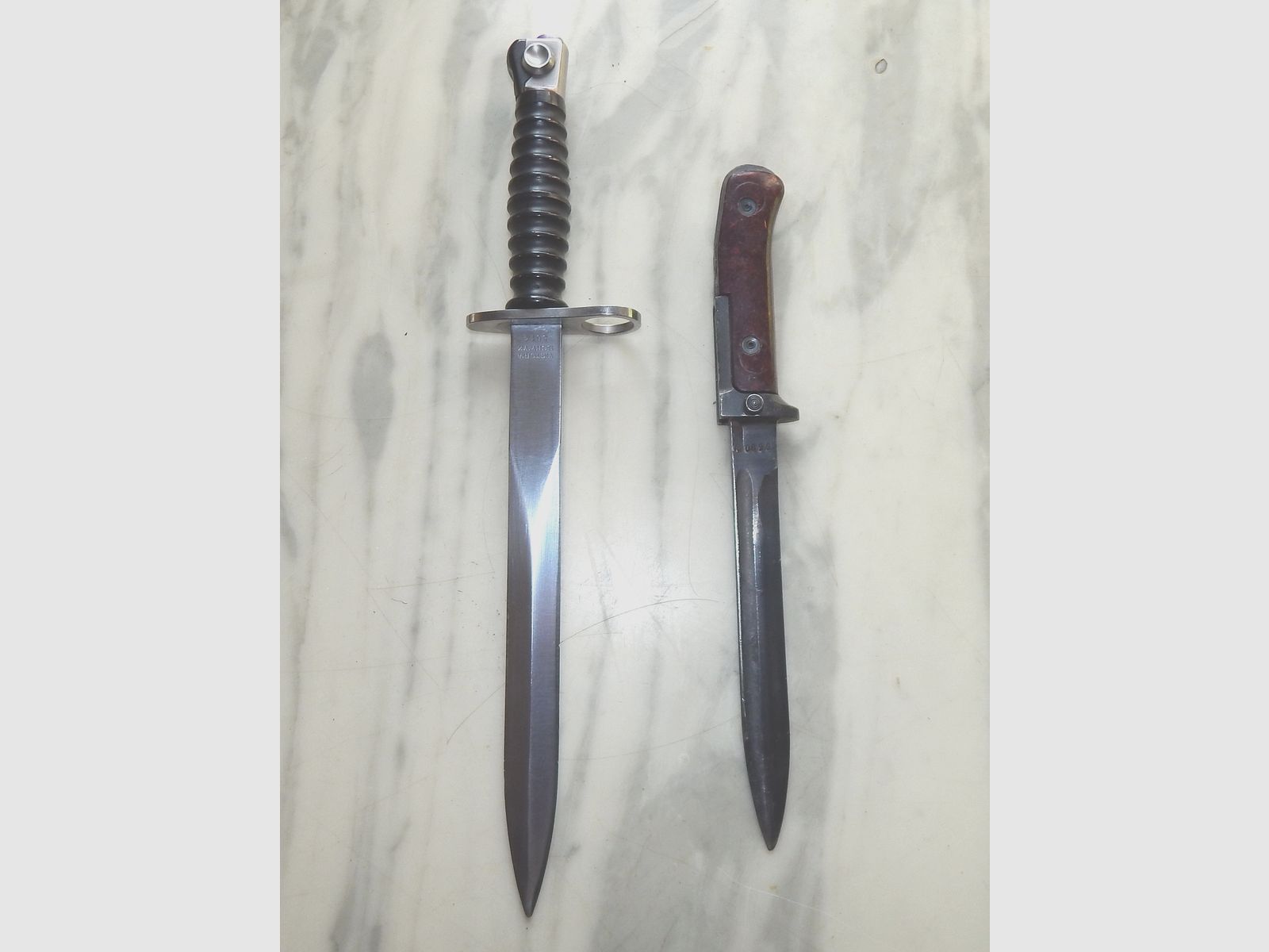 2 Bajonette