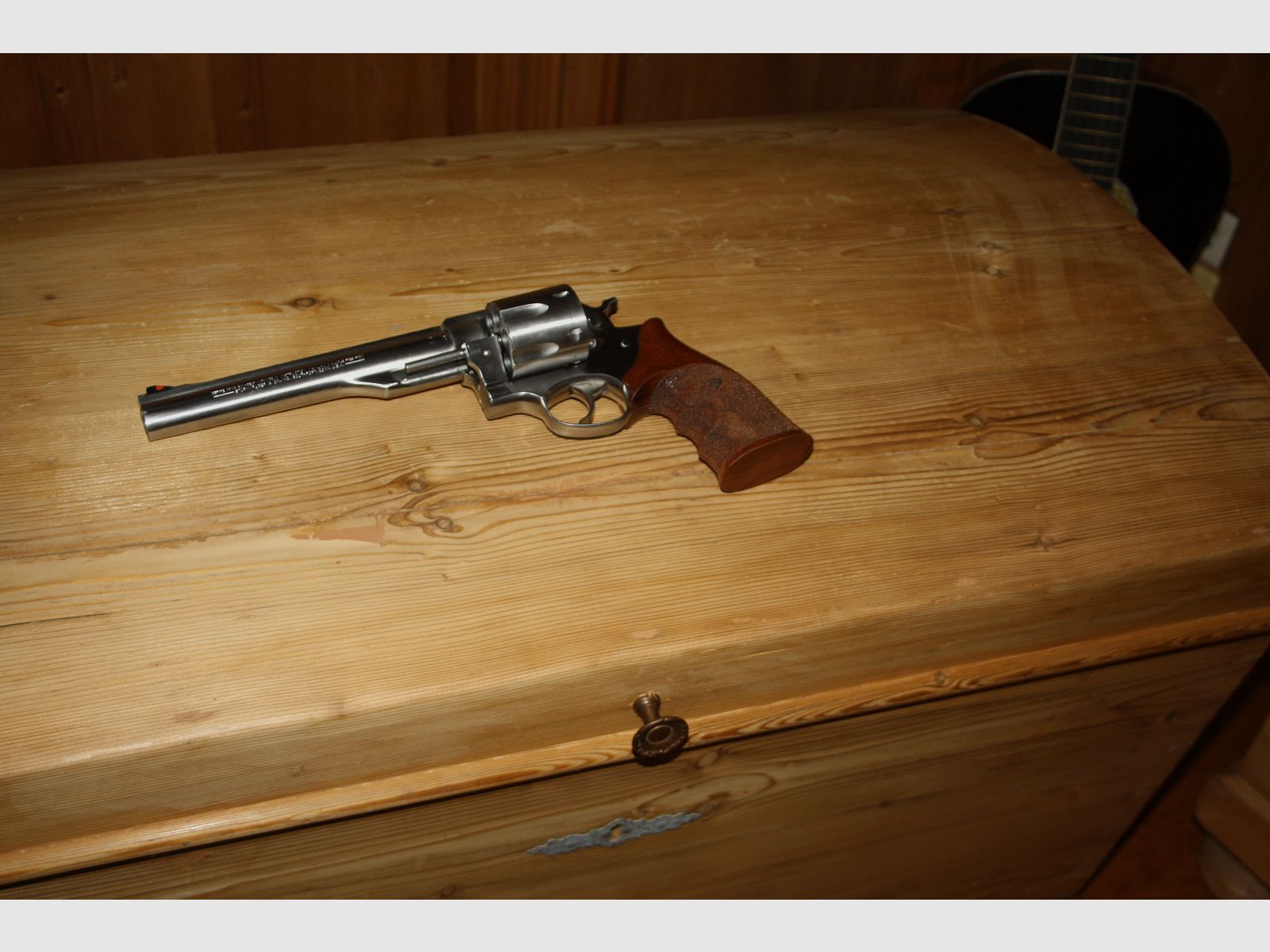 Rewolwer 44 Mag. Ruger Redhawk 7,5 cala