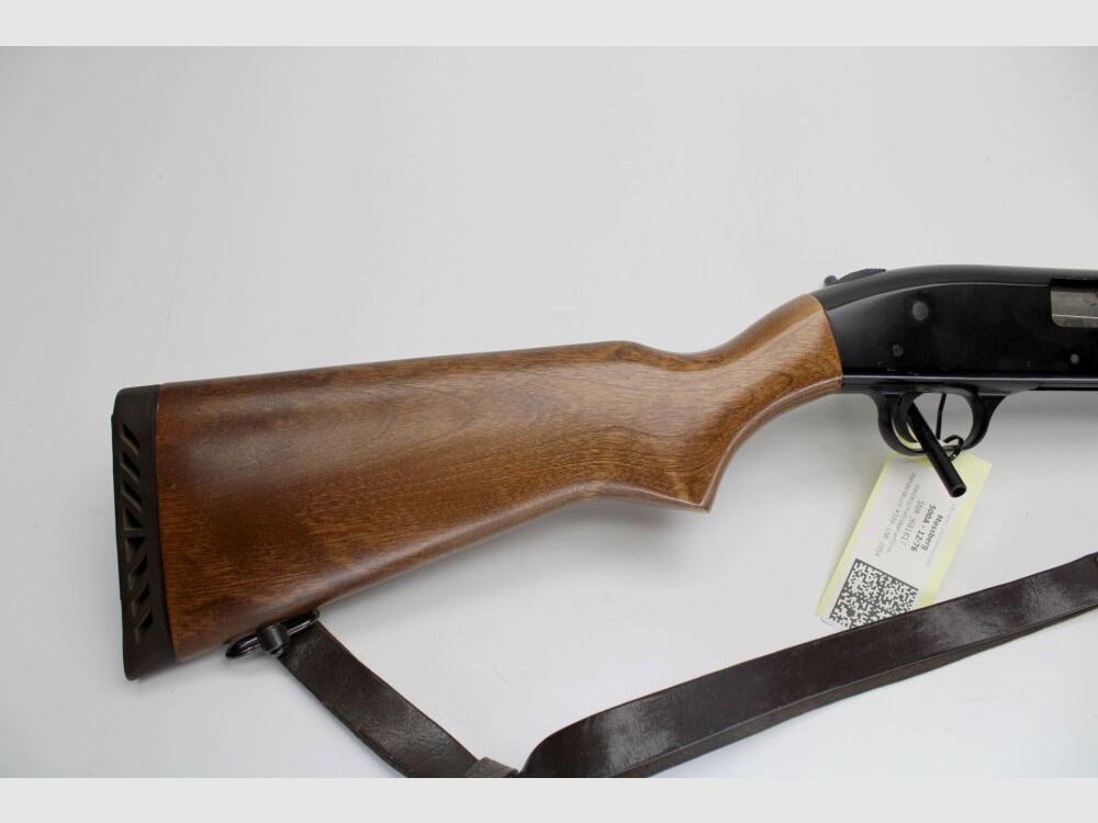 Fucile a ripetizione con calcio anteriore Mossberg 500A Slugster 12/76