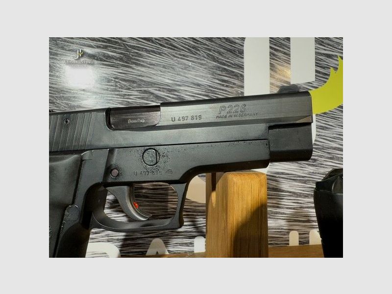 Sig Sauer P226; Classic Sport P226 Classic Sport