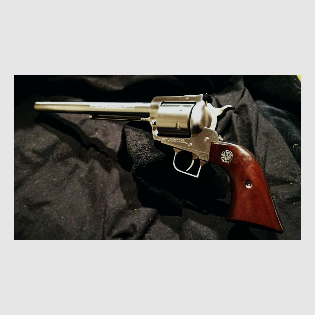 Ruger New Model Super Blackhawk 10,5 Zoll