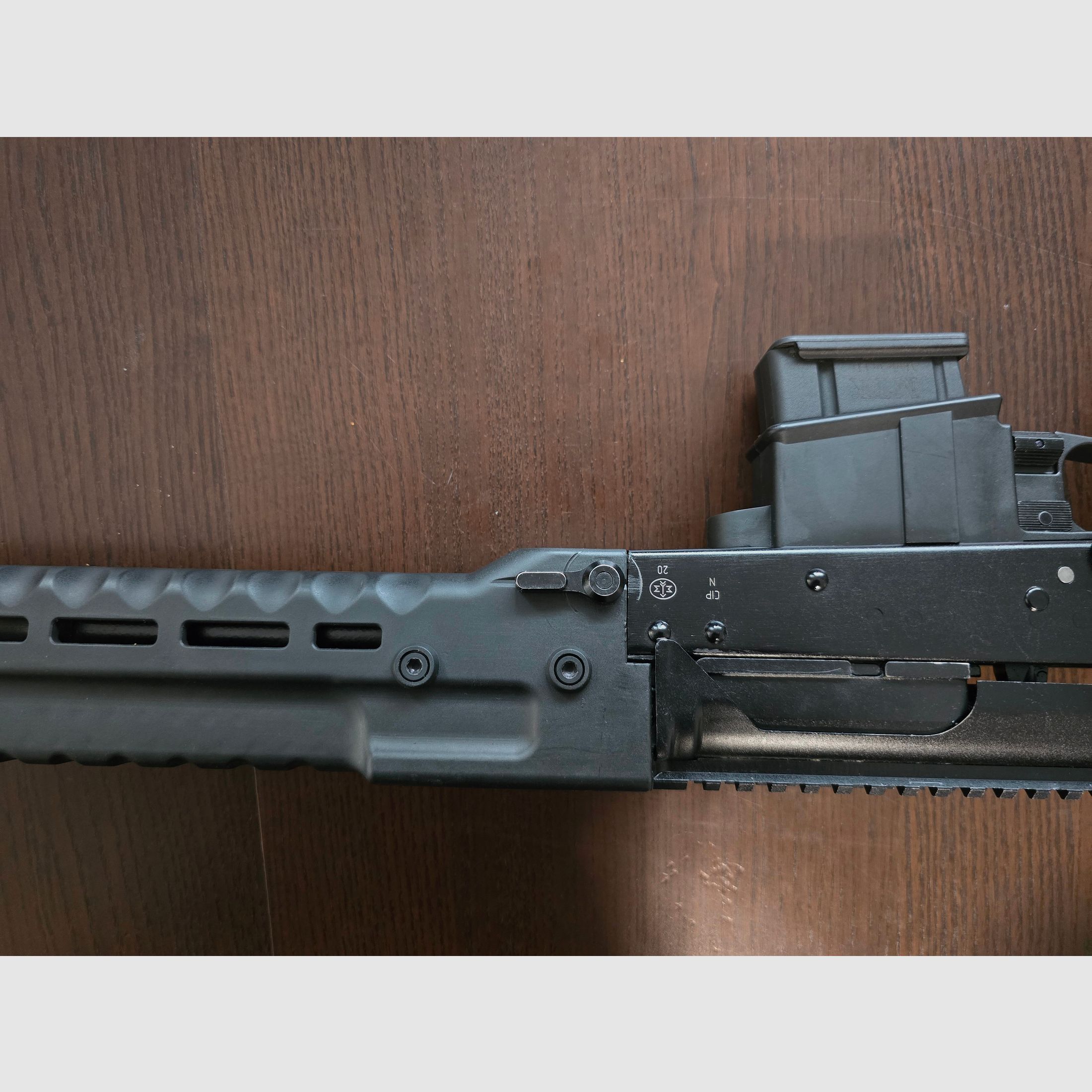 Kalaschnikow Izhmash SR1