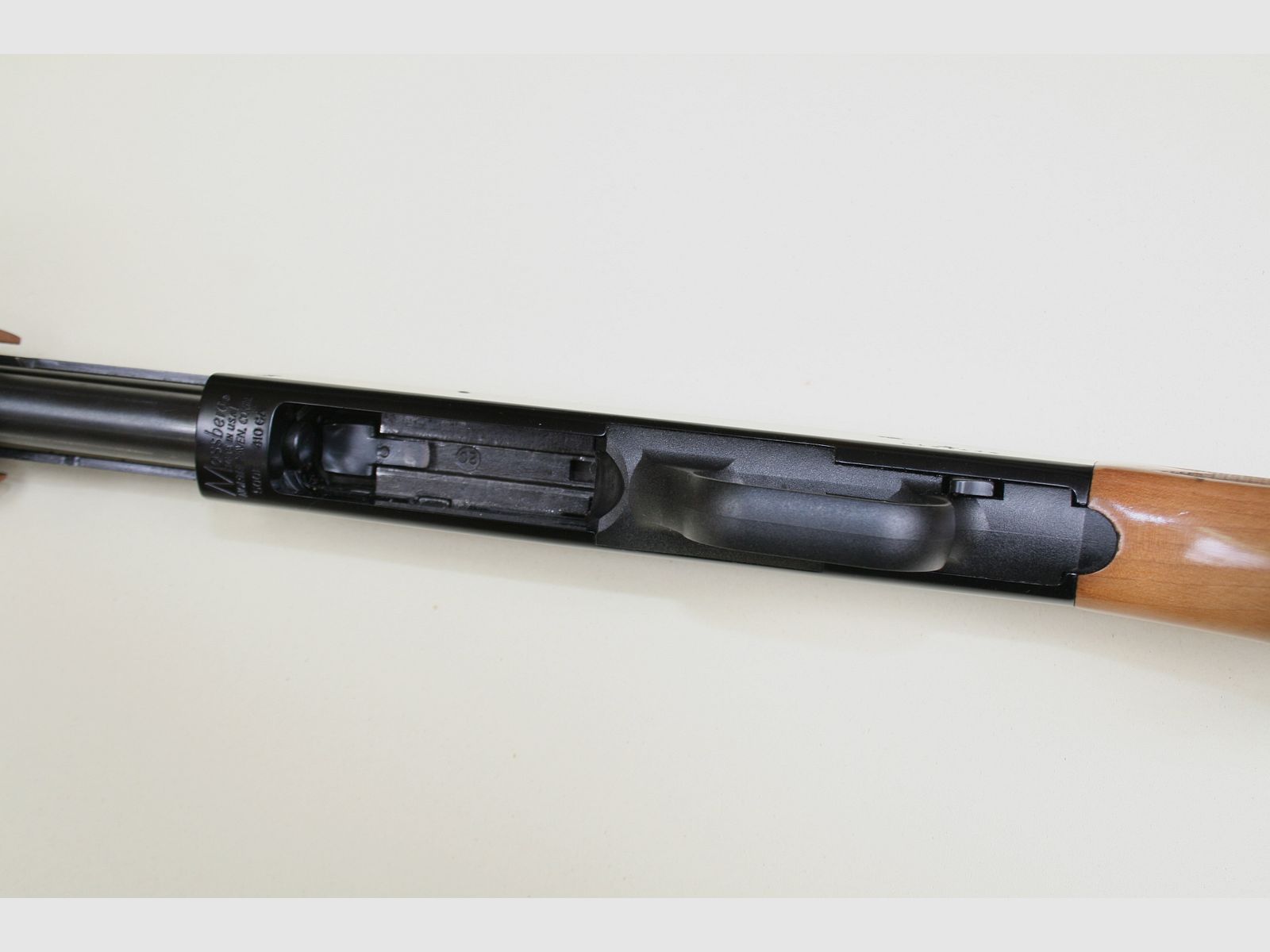 Fusil à pompe MOSSBERG 500E canon lisse de 61cm [catégorie B] – .410 (OCCASION), image 9 sur 9